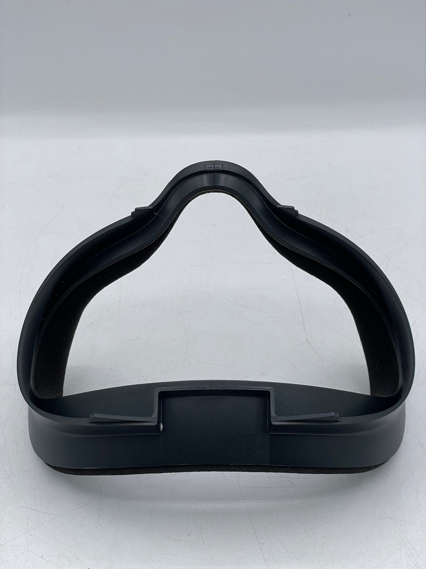 Oculus Quest 2 - 128GB Video Game System - Used - Great Condition!