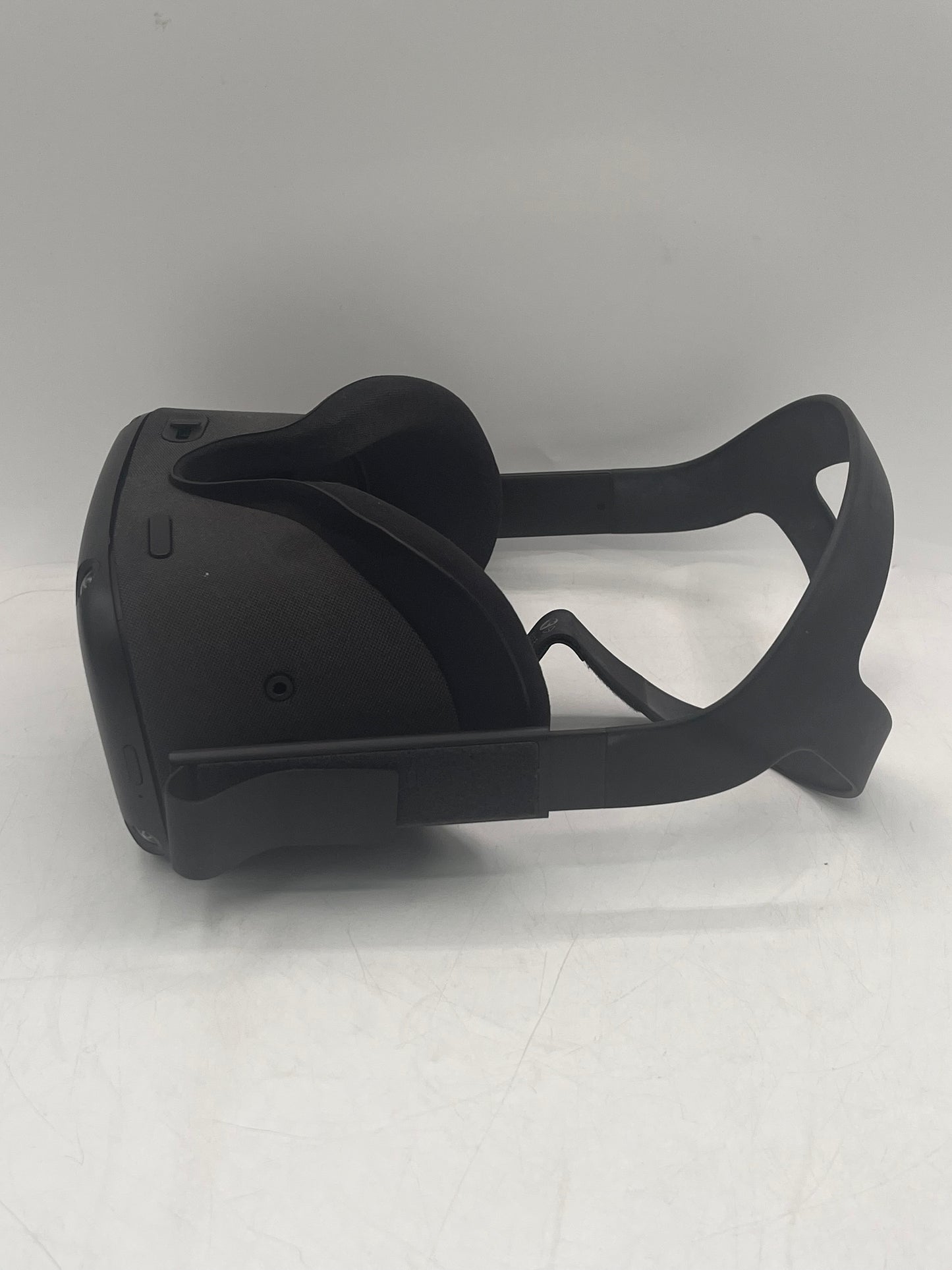 Meta Oculus Quest 1st Gen VR Headset - Black
