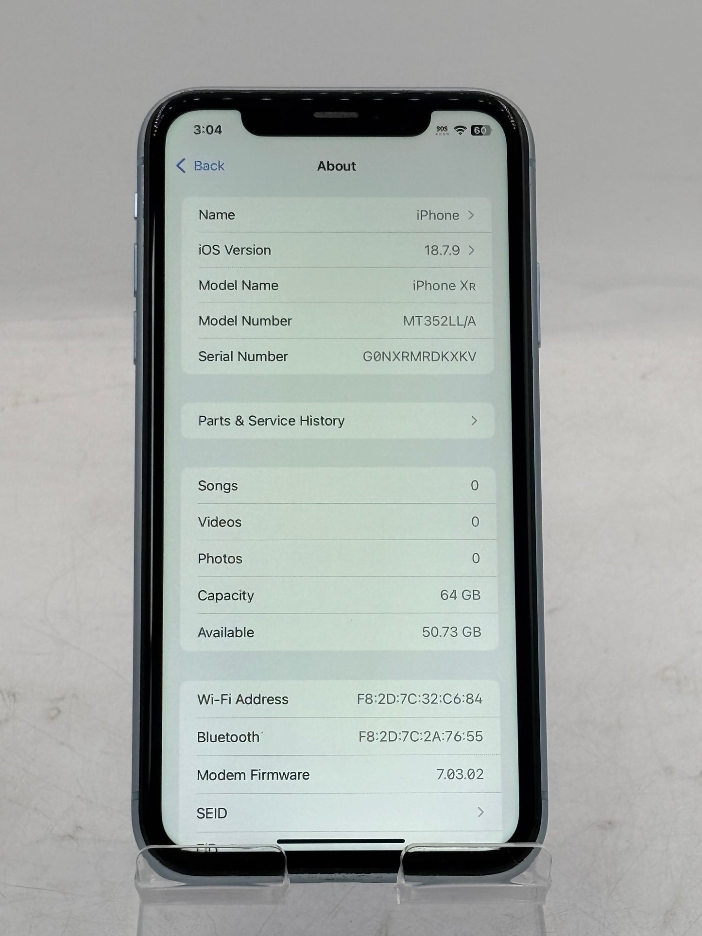 Unlocked Apple iPhone XR A1984 MRYX2LL/A 64GB Smart Phone Blue