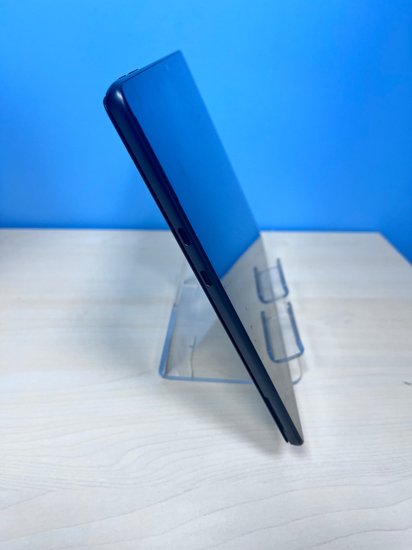 Microsoft Surface Pro 9 Intel Iris Xe Graphics Intel Core i5-1235U 8GB 256GB 1991 Space Black