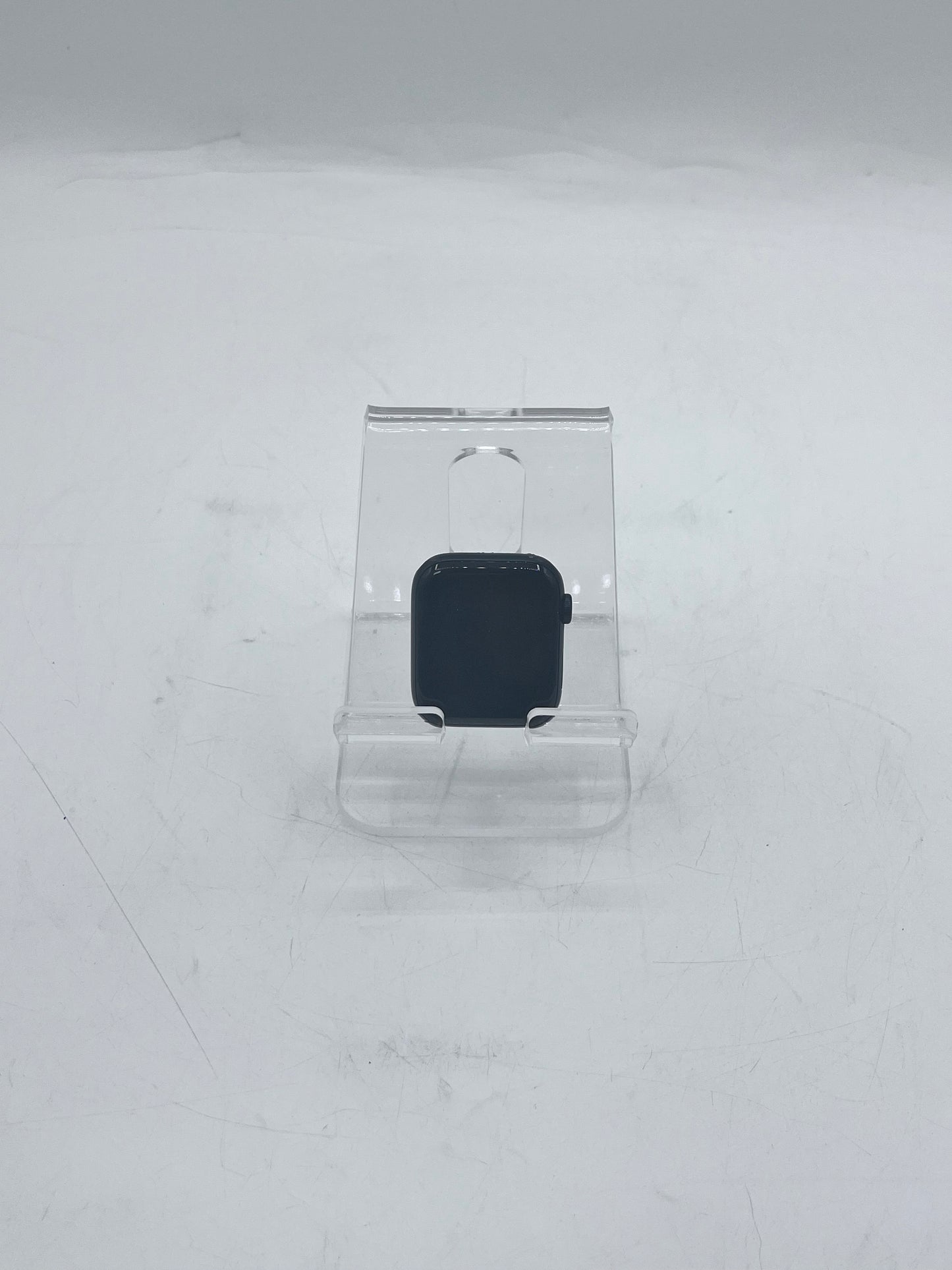 GPS Only Apple Watch SE 2nd Gen 44MM Midnight Aluminum Black Sport Band A2723
