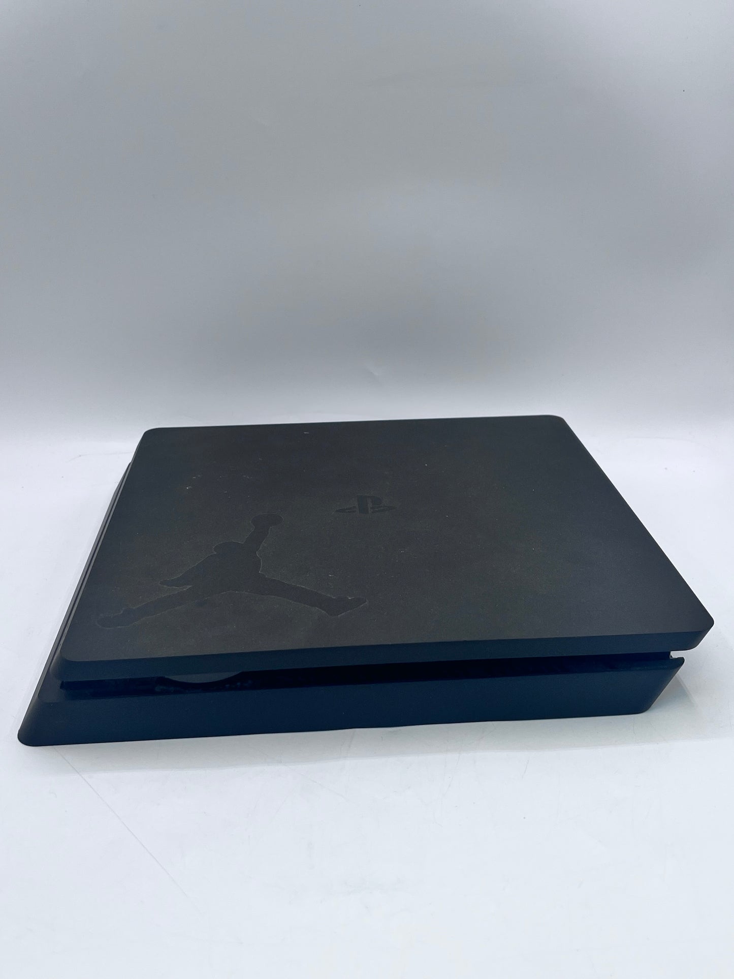 Sony PlayStation 4 Slim CUH-2015B 1TB Console Black