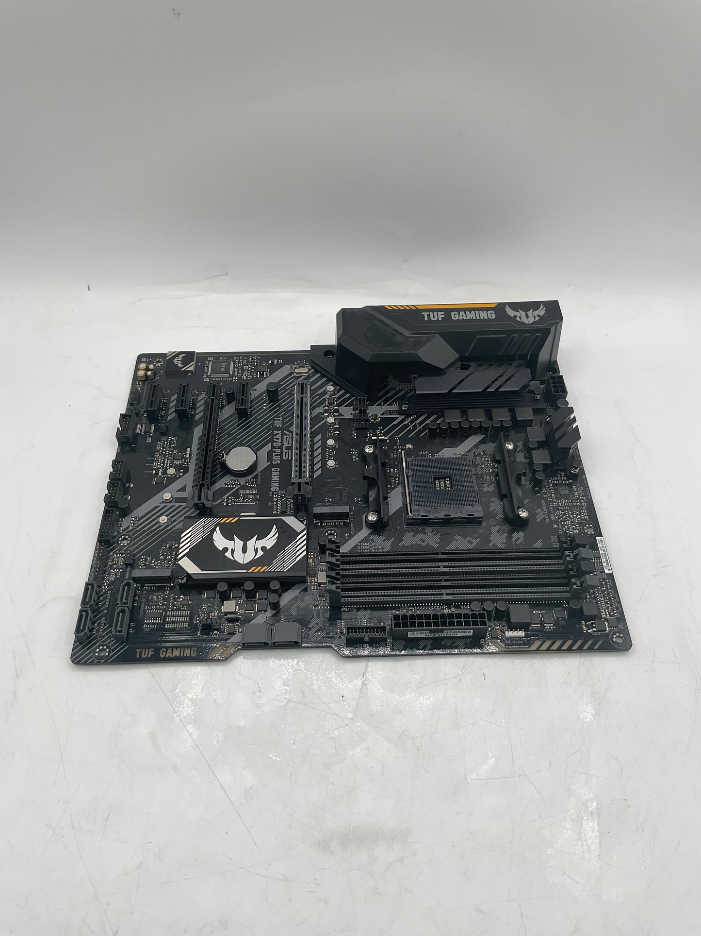 Asus TUF X470-PLUS GAMING AM4 ATX Motherboard DDR4 AMD Ryzen 3000