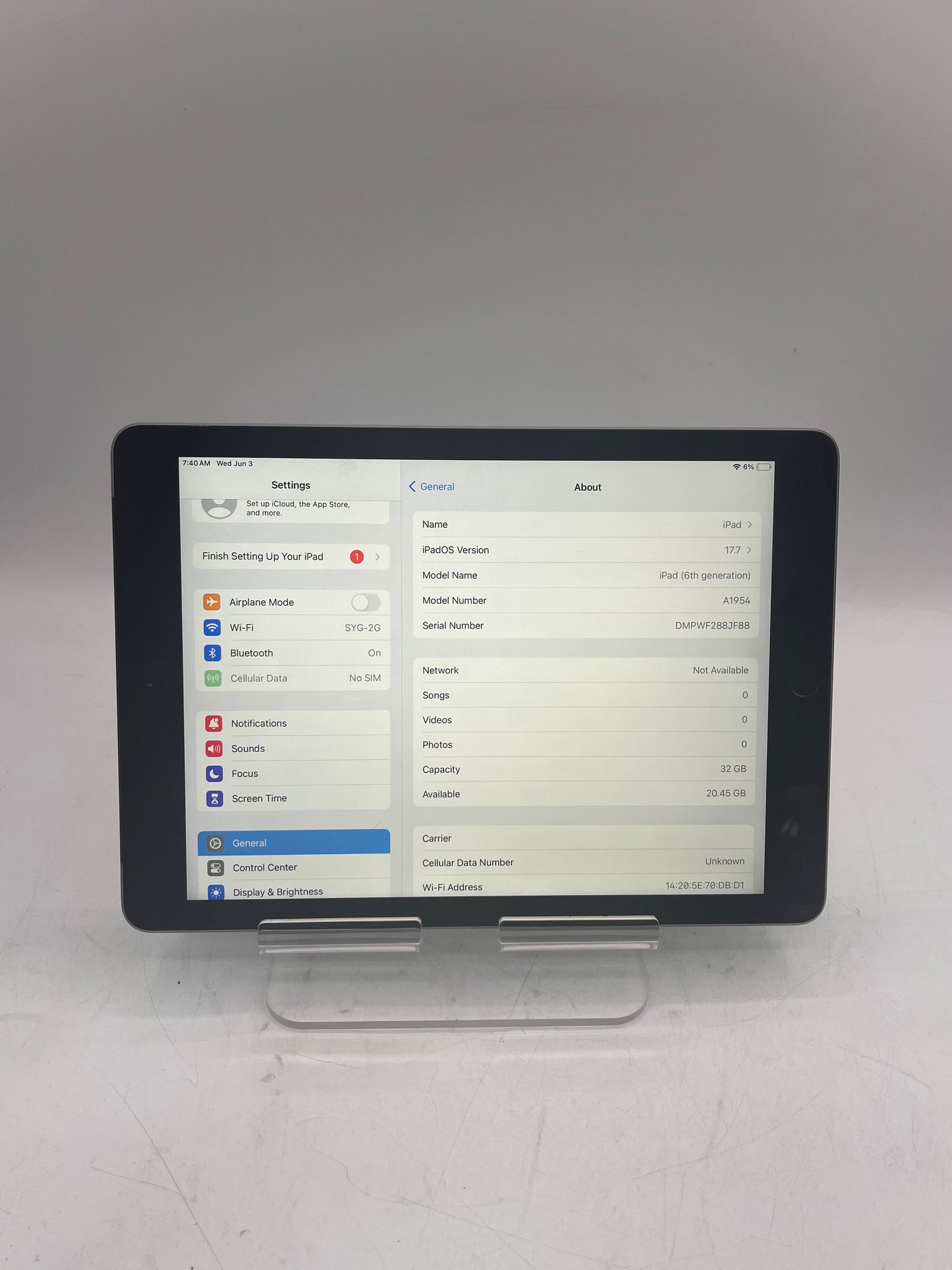 Apple iPad 6th Gen A1954 MR6N2LL/A 32GB WiFi + Cellular Unlocked Black Tablet