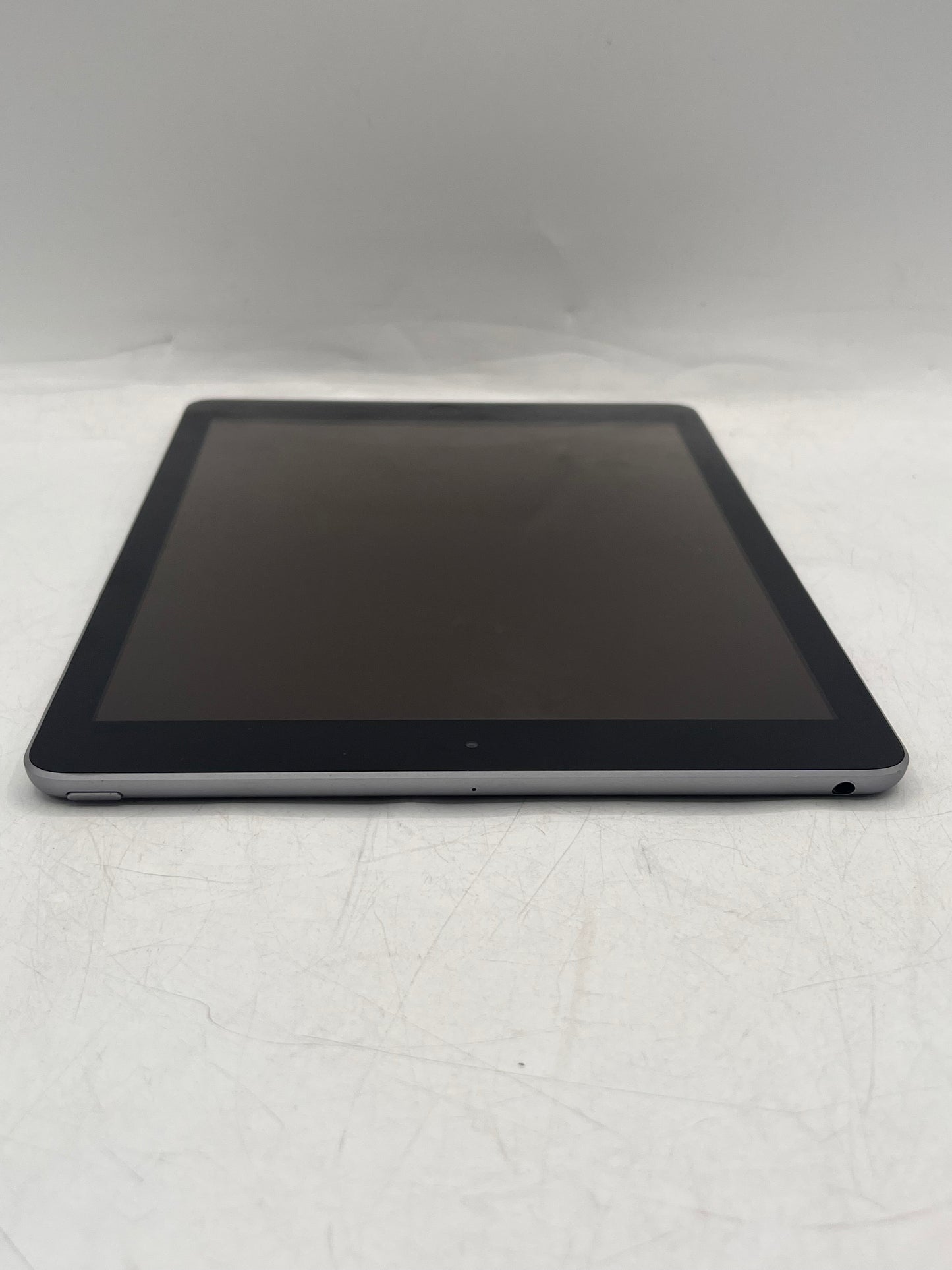2018 Apple iPad 6th Gen A1893 128GB Wi-Fi Only Black Tablet