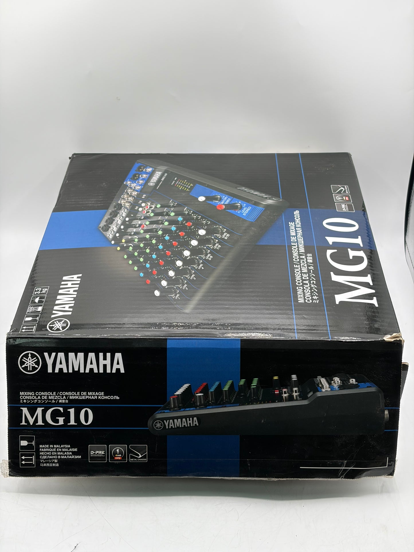 Yamaha MG10XU 10-Input Stereo Mixer with Effects - Black