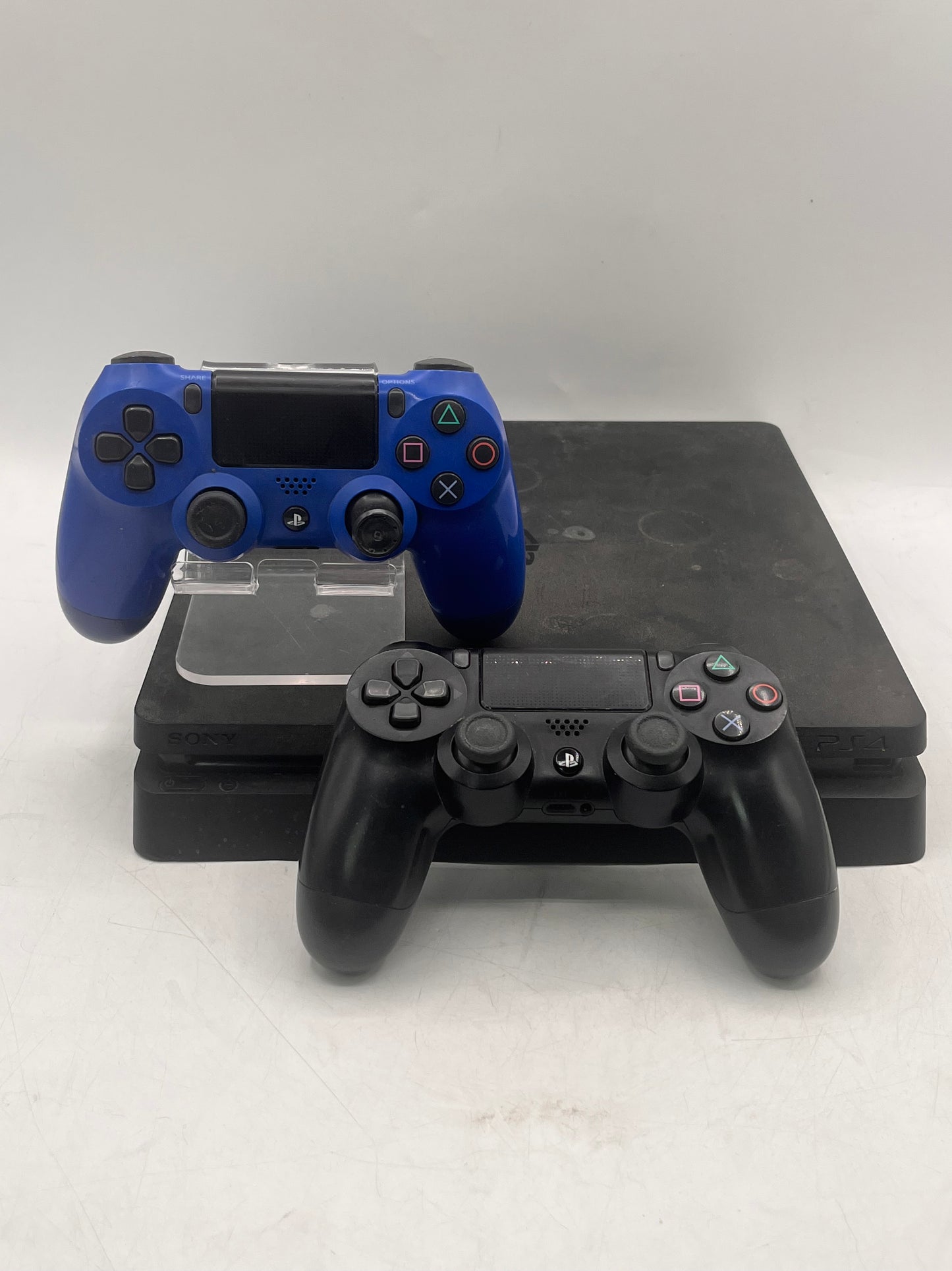 Sony PlayStation 4 Slim CUH-2215B 1TB Video Game Console Black