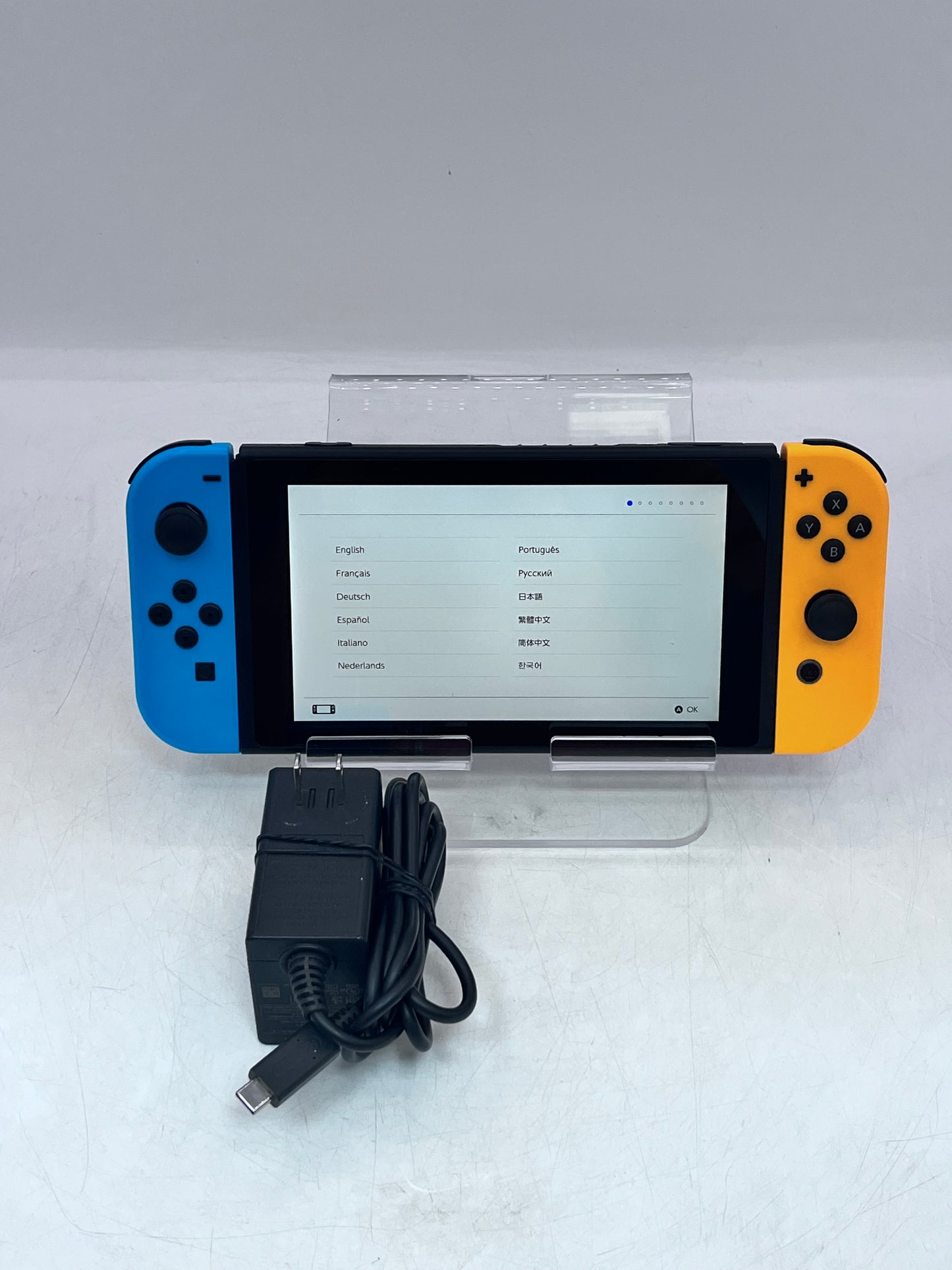Nintendo Switch V2 Game Console  Black HAC-001(-01) with Blue/Red Joycon