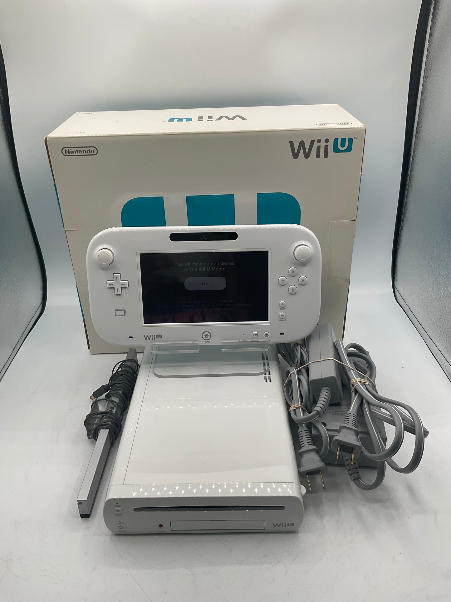 Nintendo Wii U (WUP-001) 32GB 2012 Video Game System White
