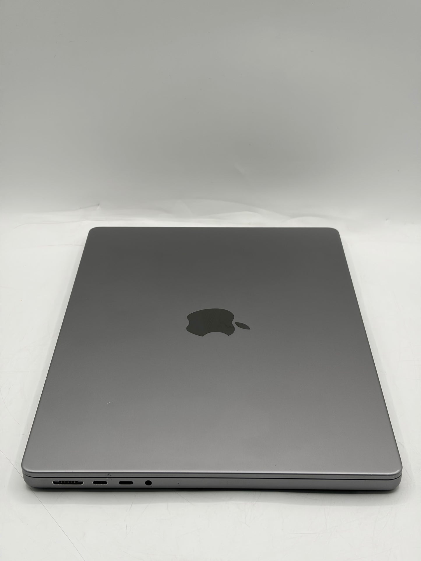 2021 Apple MacBook Pro 14" M1 Pro 16GB 512GB A2442 MKGR3LL/A Space Gray