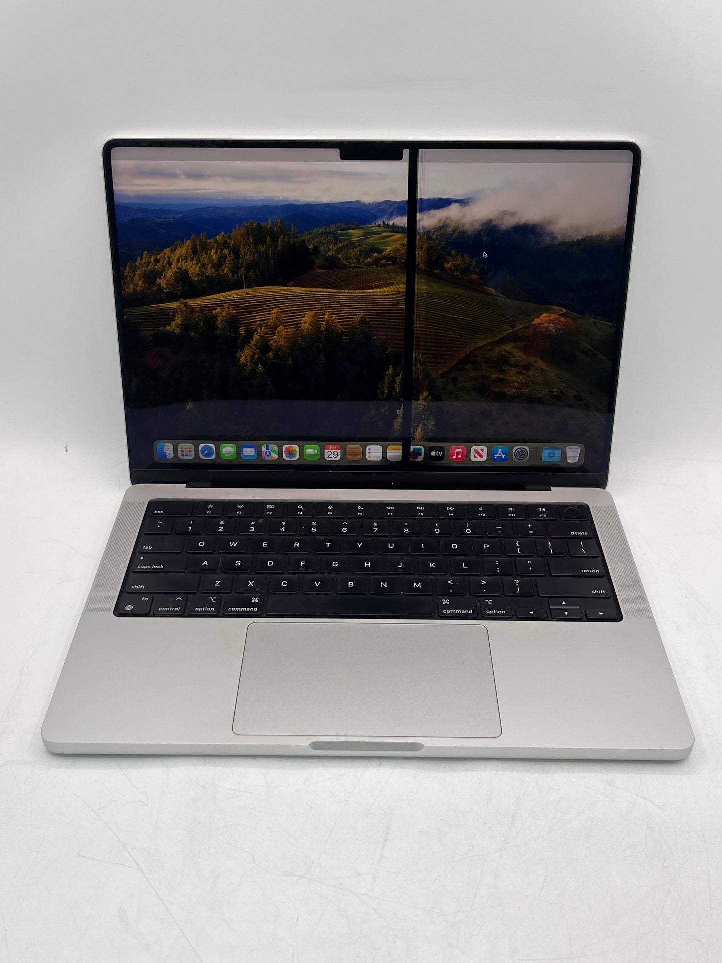 2021 Apple MacBook Pro 14" M1 PRO 16GB 512GB A2442 MKGR3LL/A READ