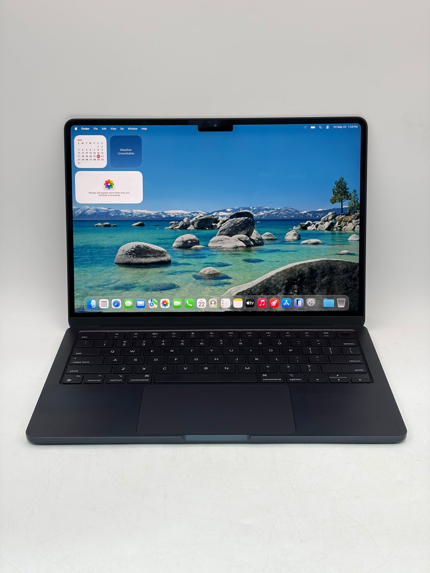 2022 Apple MacBook Air 13.3" 8C M2 8C GPU A2681 16GB 256GB 32 Cycle Count MIDNGT