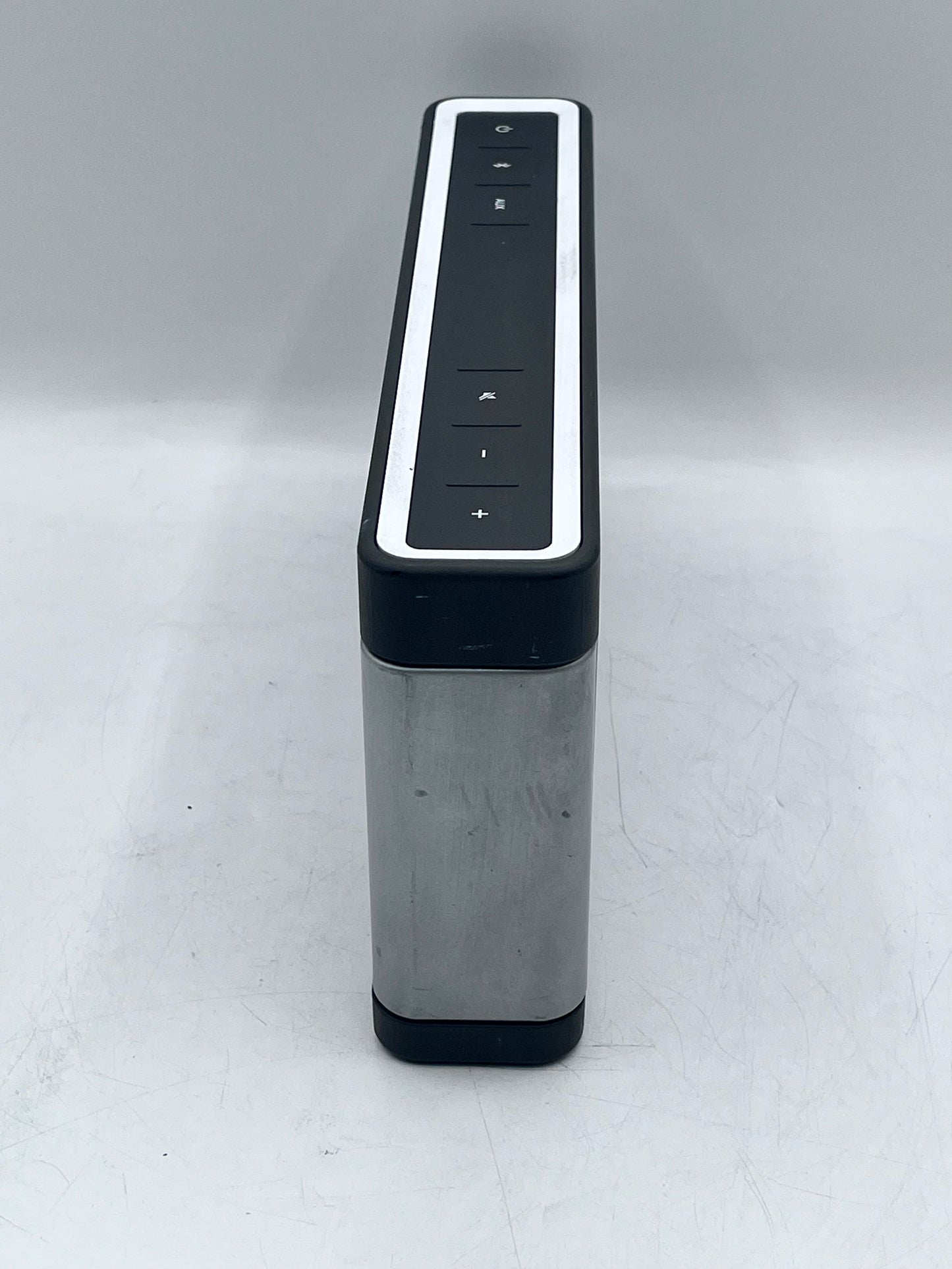 Bose SoundLink III Sound Link 3 Bluetooth Portable Speaker 414255 Grey
