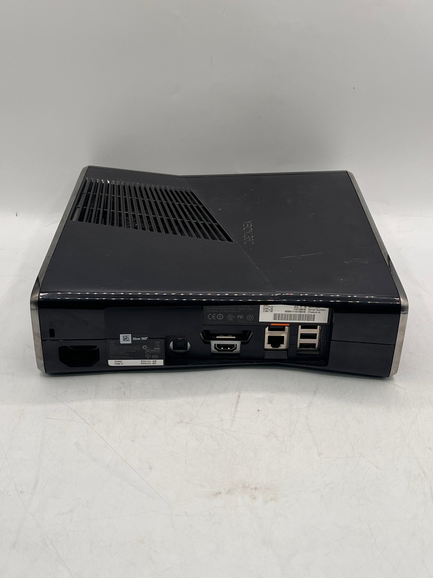 Microsoft Xbox 360 S (1439) 2010 250GB Black Video Game System