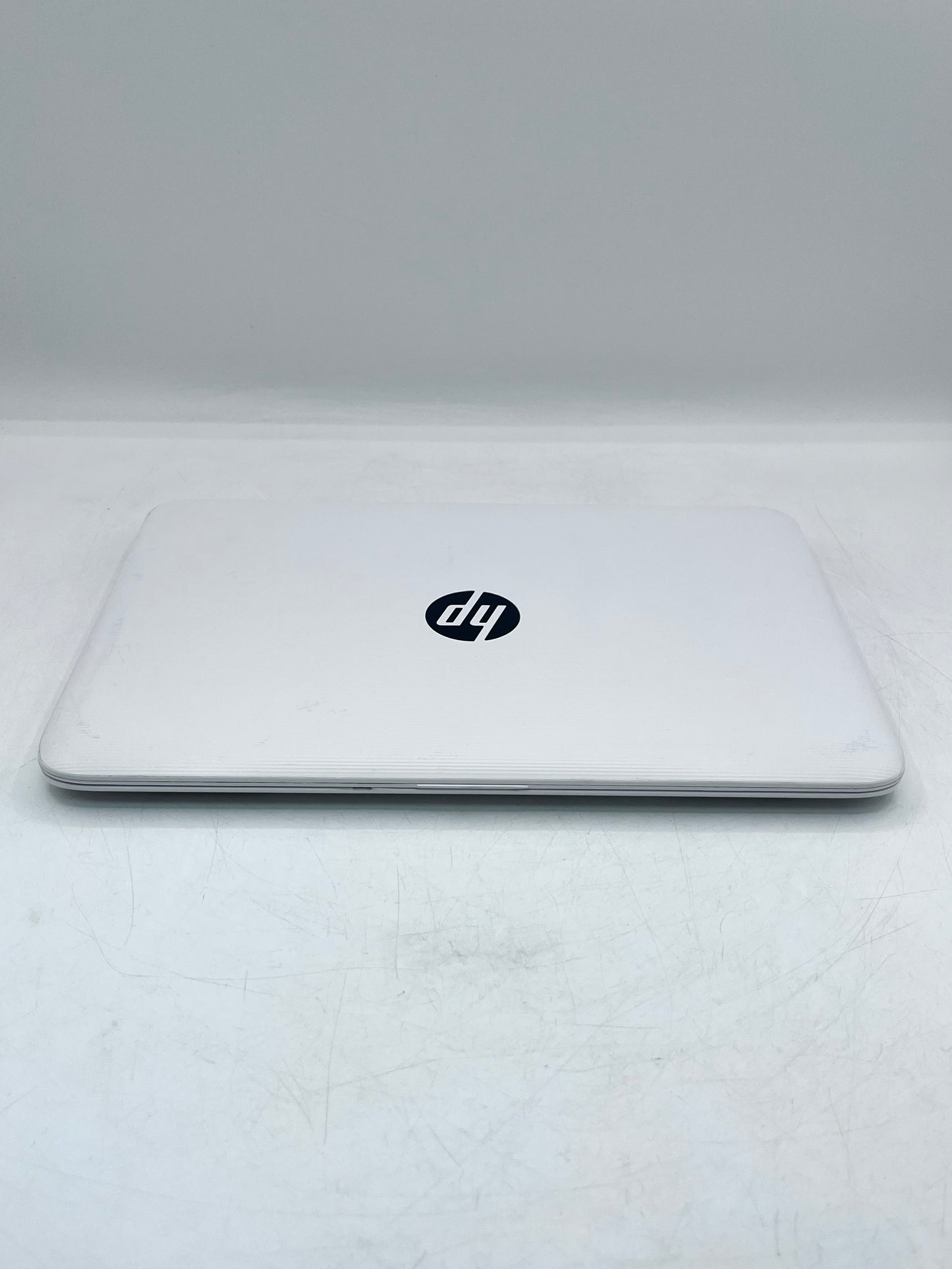 HP Stream 11-ak0012dx 11.6 inch (64GB, Intel Celeron N, 1.10GHz, 4GB)