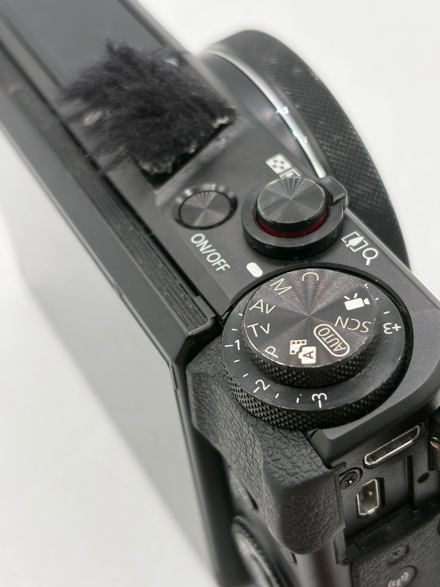 Canon PowerShot G7 X Mark II  20.1 MP 4.2x Optical Zoom Digital Camera Black