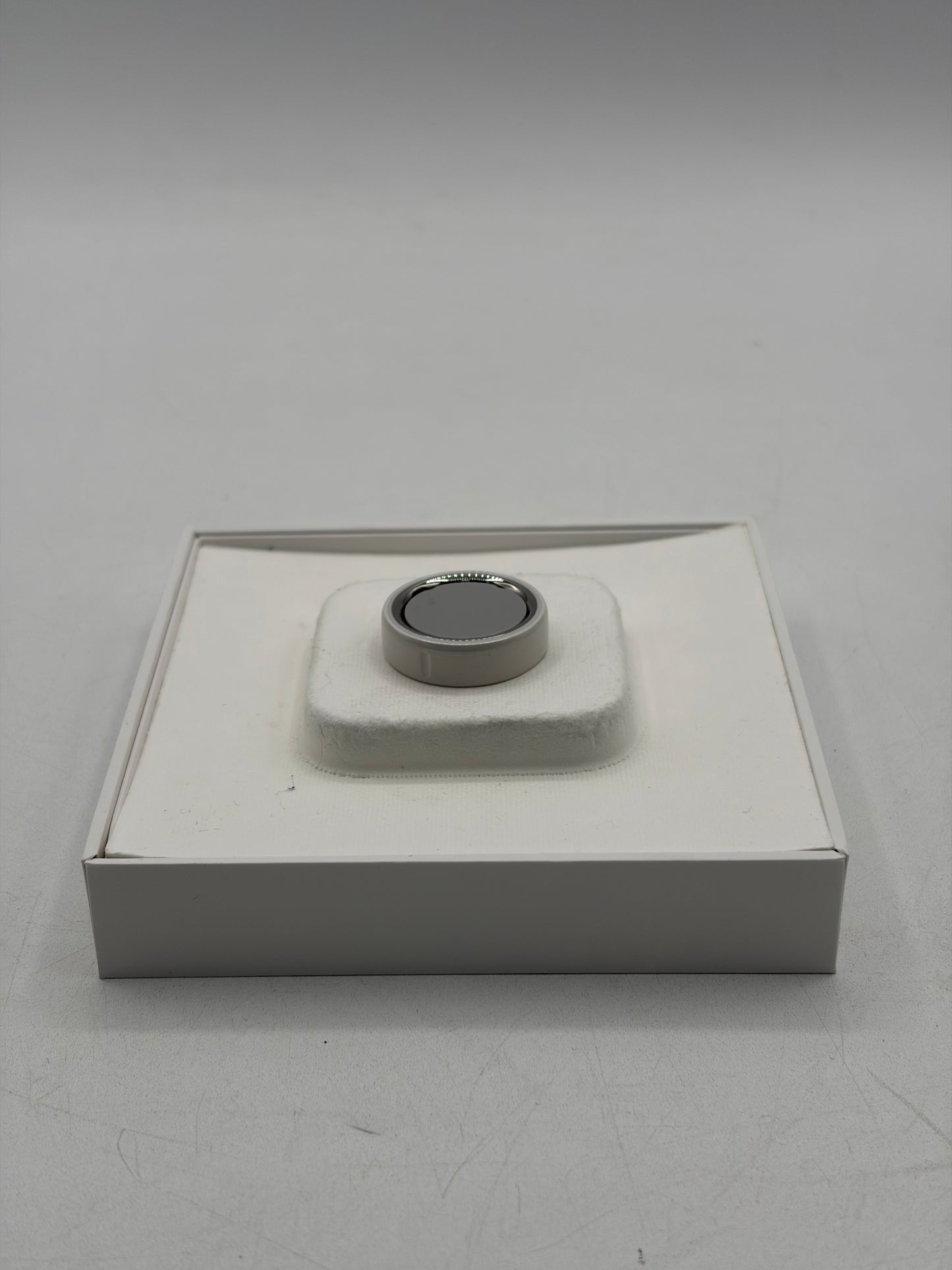 Oura Ring 4 Smart Activity Tracker - Size 11 - (JZ90-57460-11) - Ceramic Cloud
