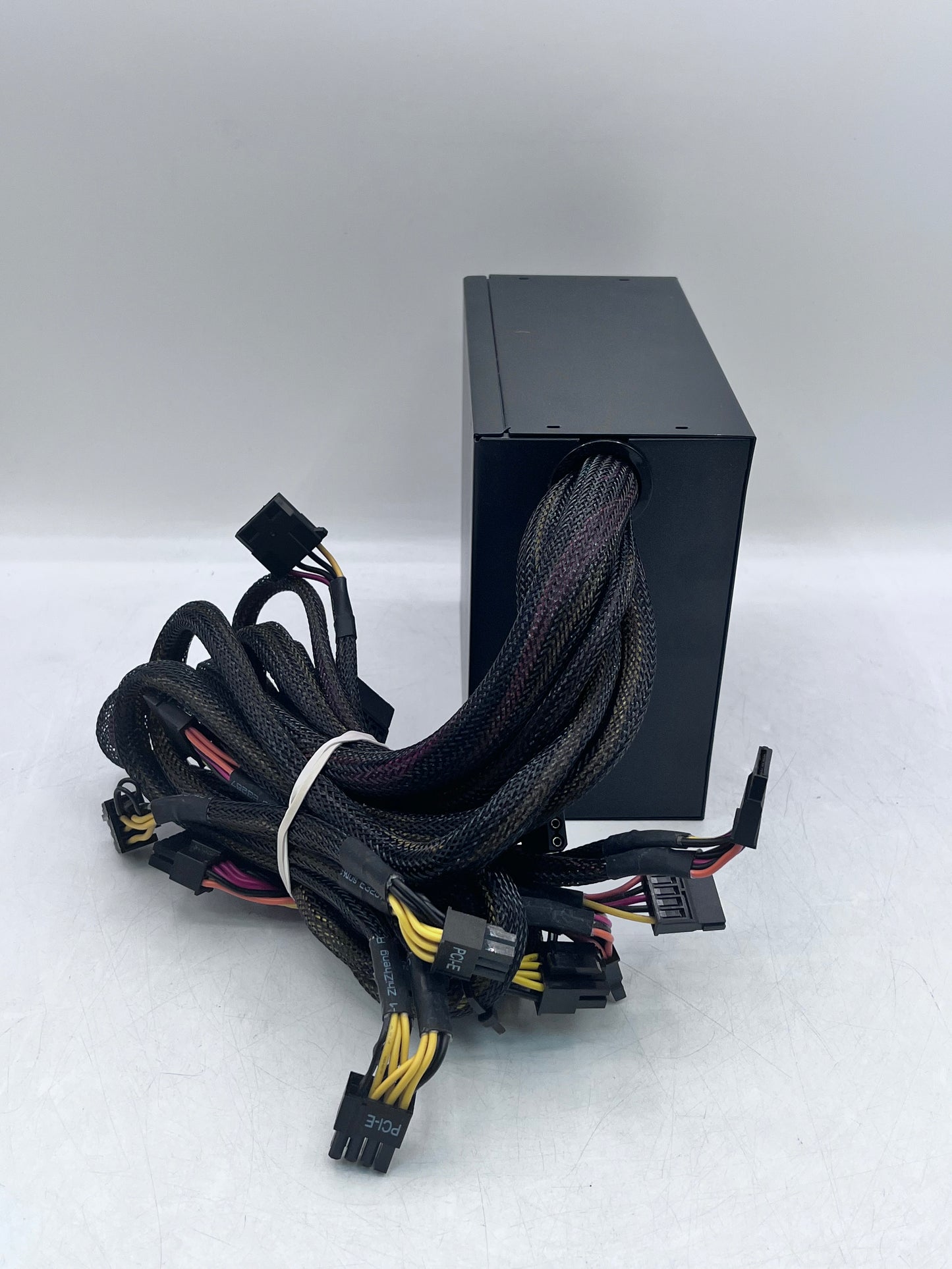 Apevia ATX-PR800W Prestige 800W 80+ Gold Certified Gaming Power Supply