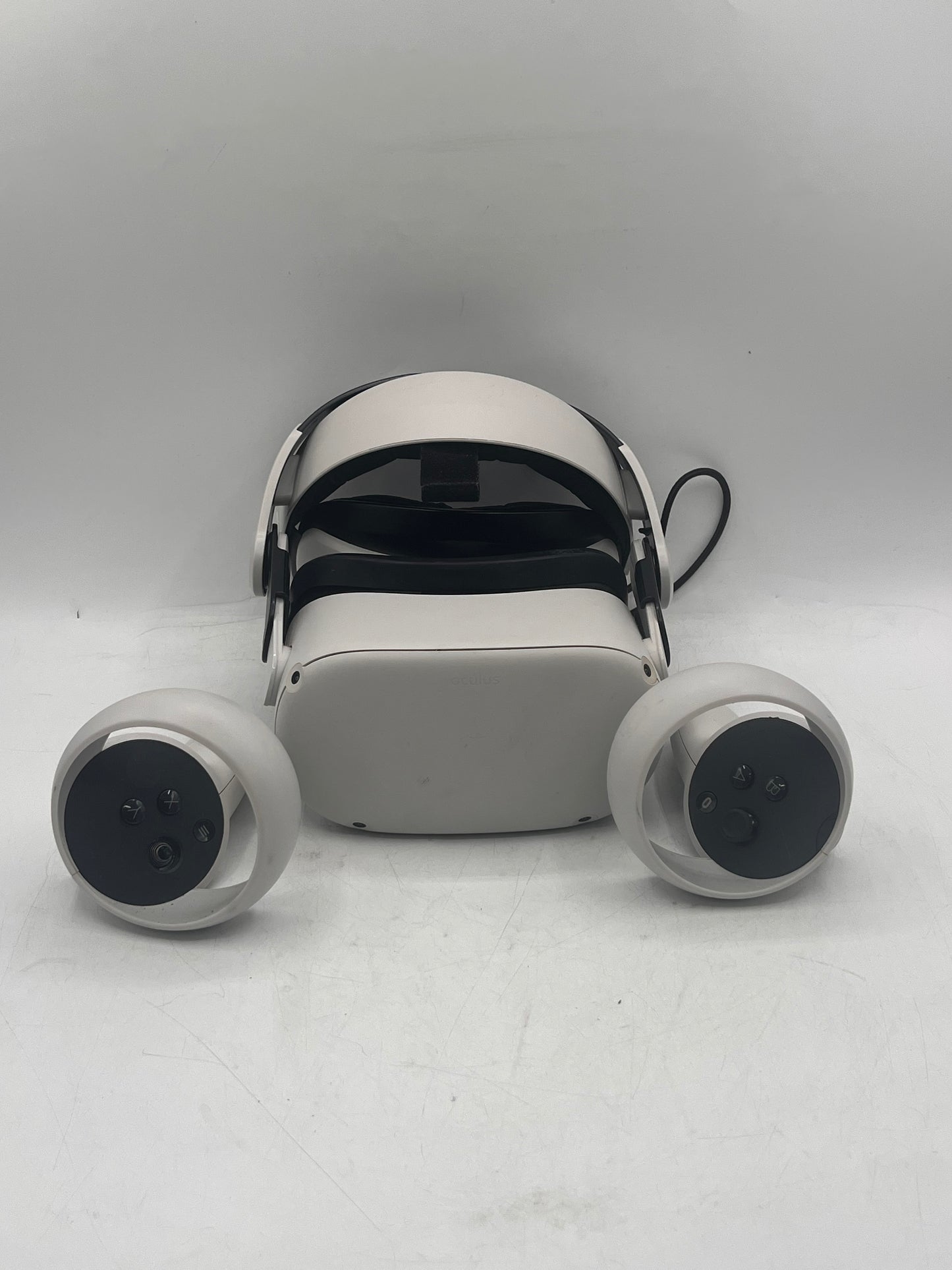 Oculus Quest 2 128GB Video Game System - White