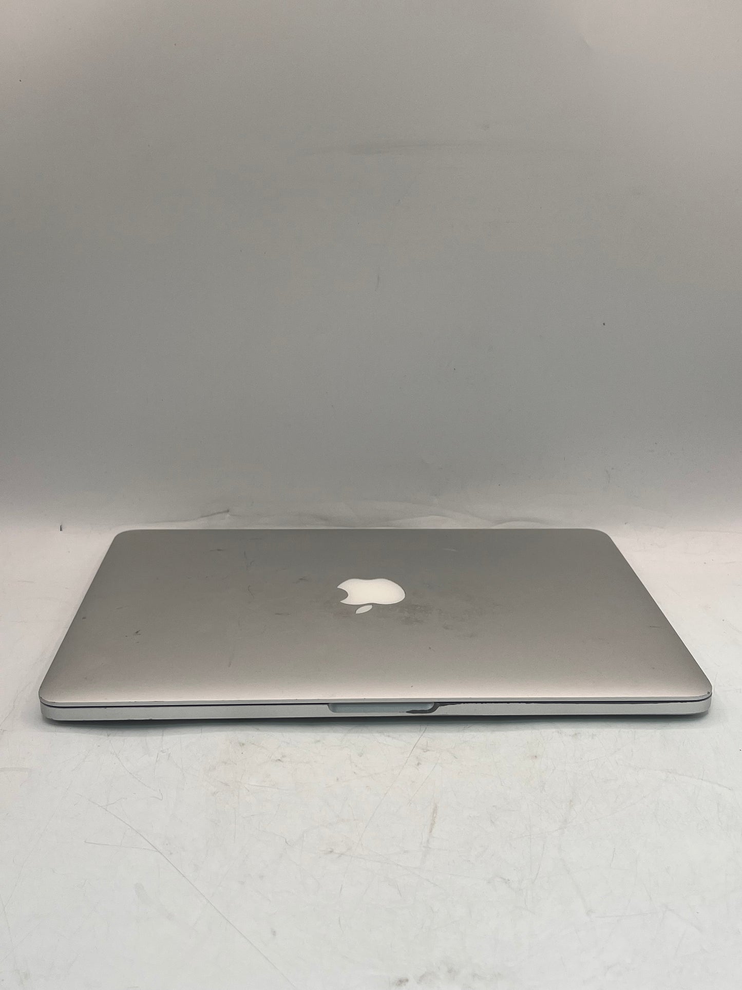 2015 Apple MacBook Pro 13" A1502 Core i5 8GB 256GB Silver - BAD BATT & NO OS