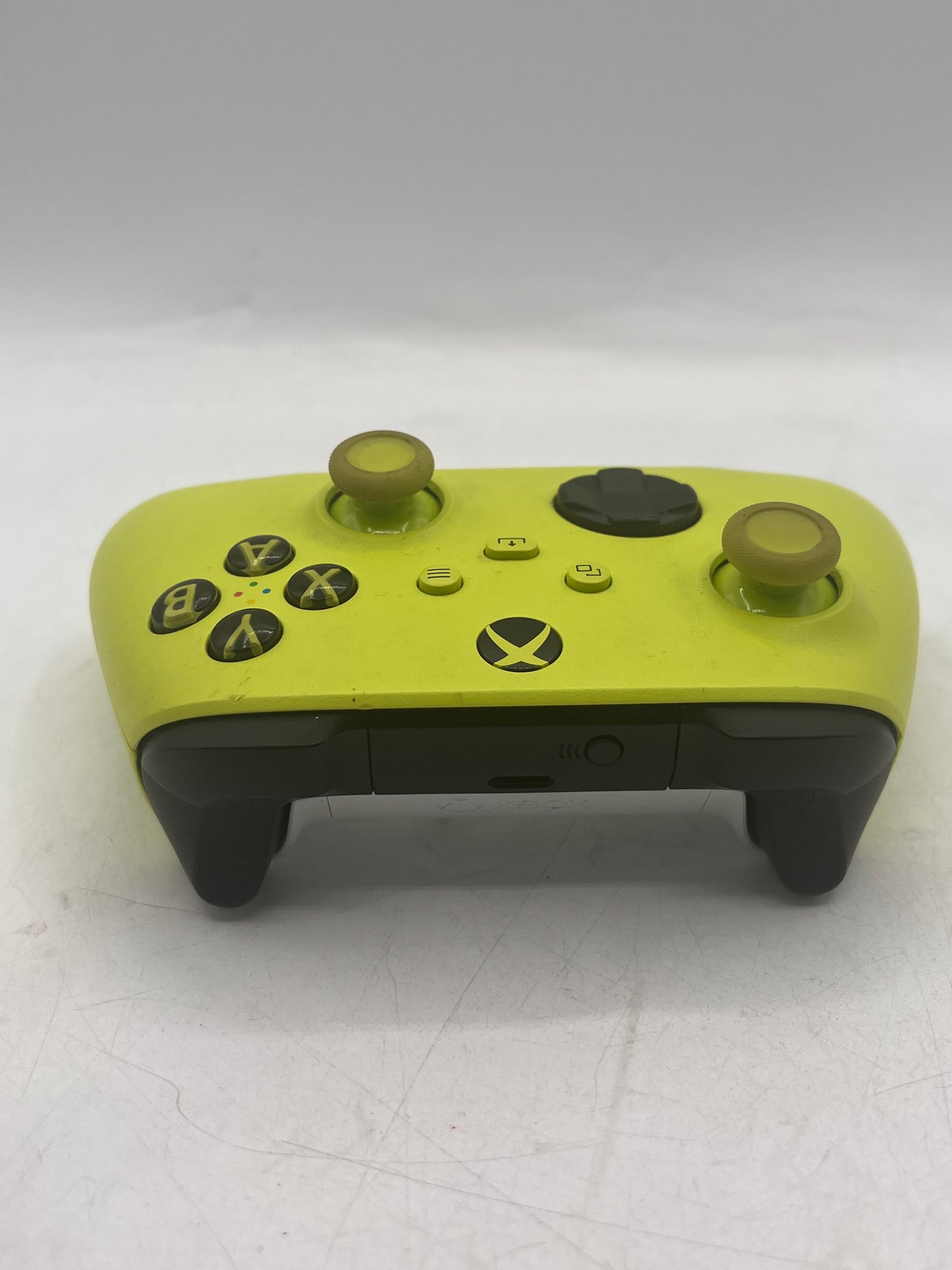 Microsoft Xbox Series Wireless Controller Model 1914 Green