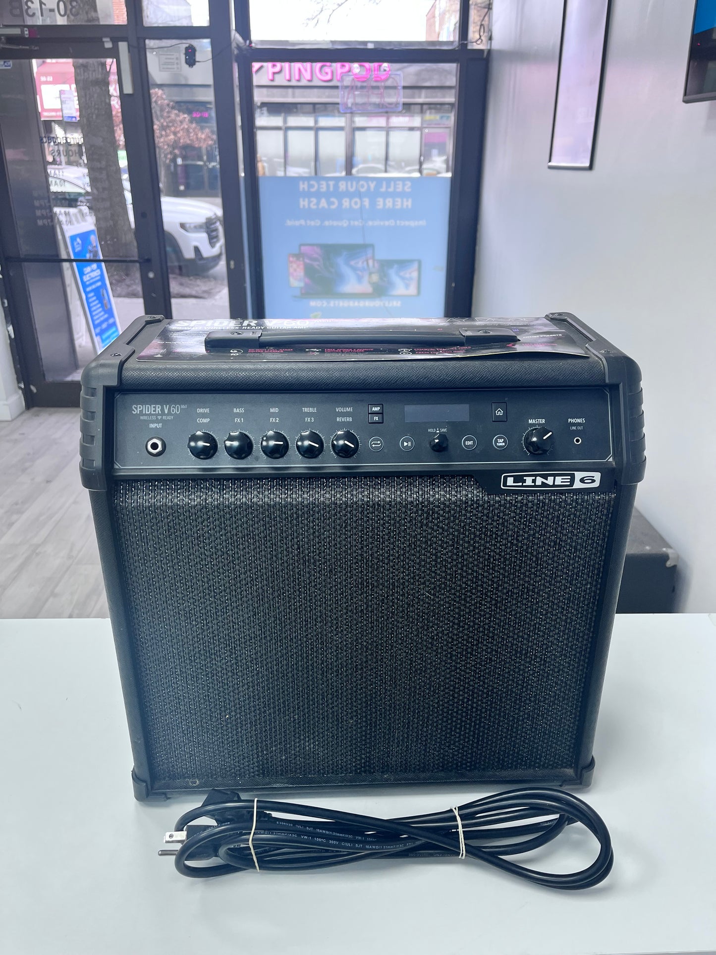 Spider V 60 mkII 60 Watt Modeling Amplifier w/Built-In Effects - Black
