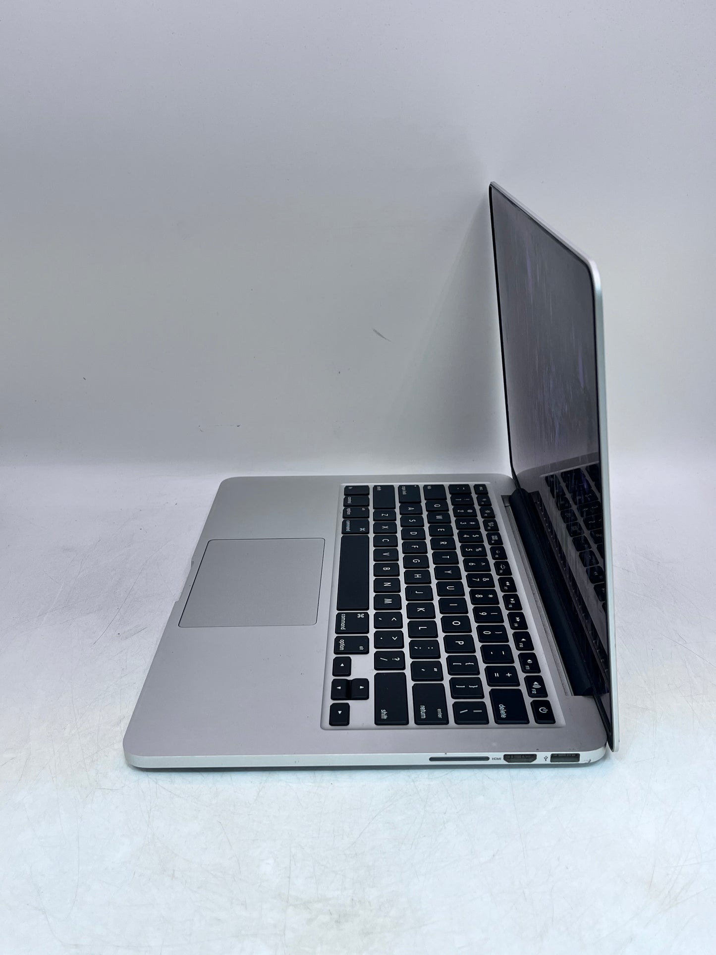 Apple MacBook Pro 13" A1502 2015 - Broken, 8GB RAM, 128GB SSD