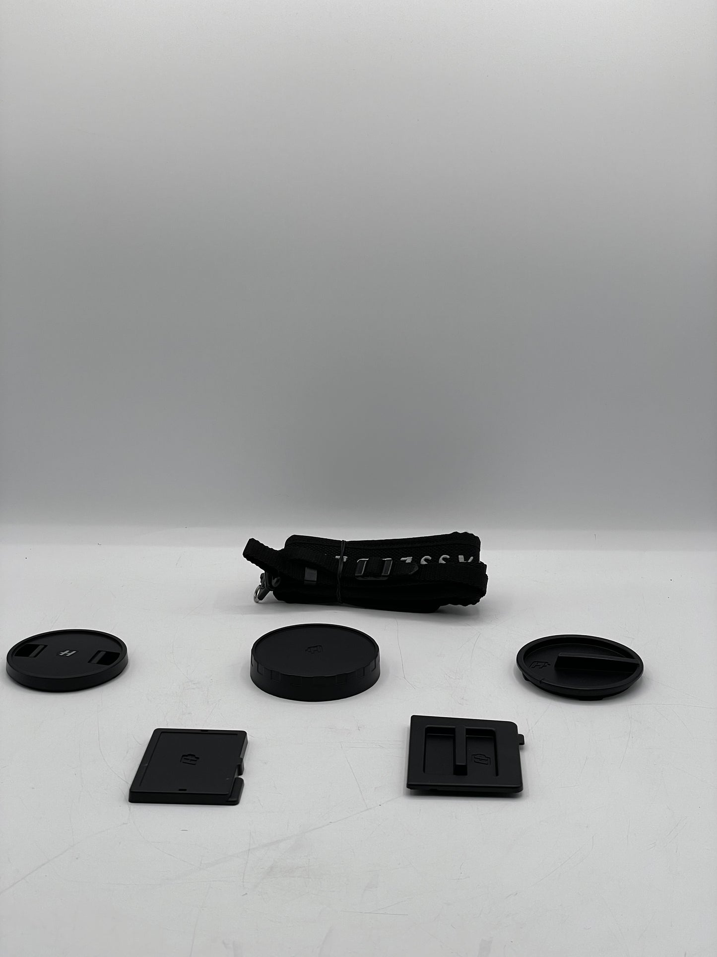 Hasselblad H3D 31MP Digital Medium Format Camera Bundle