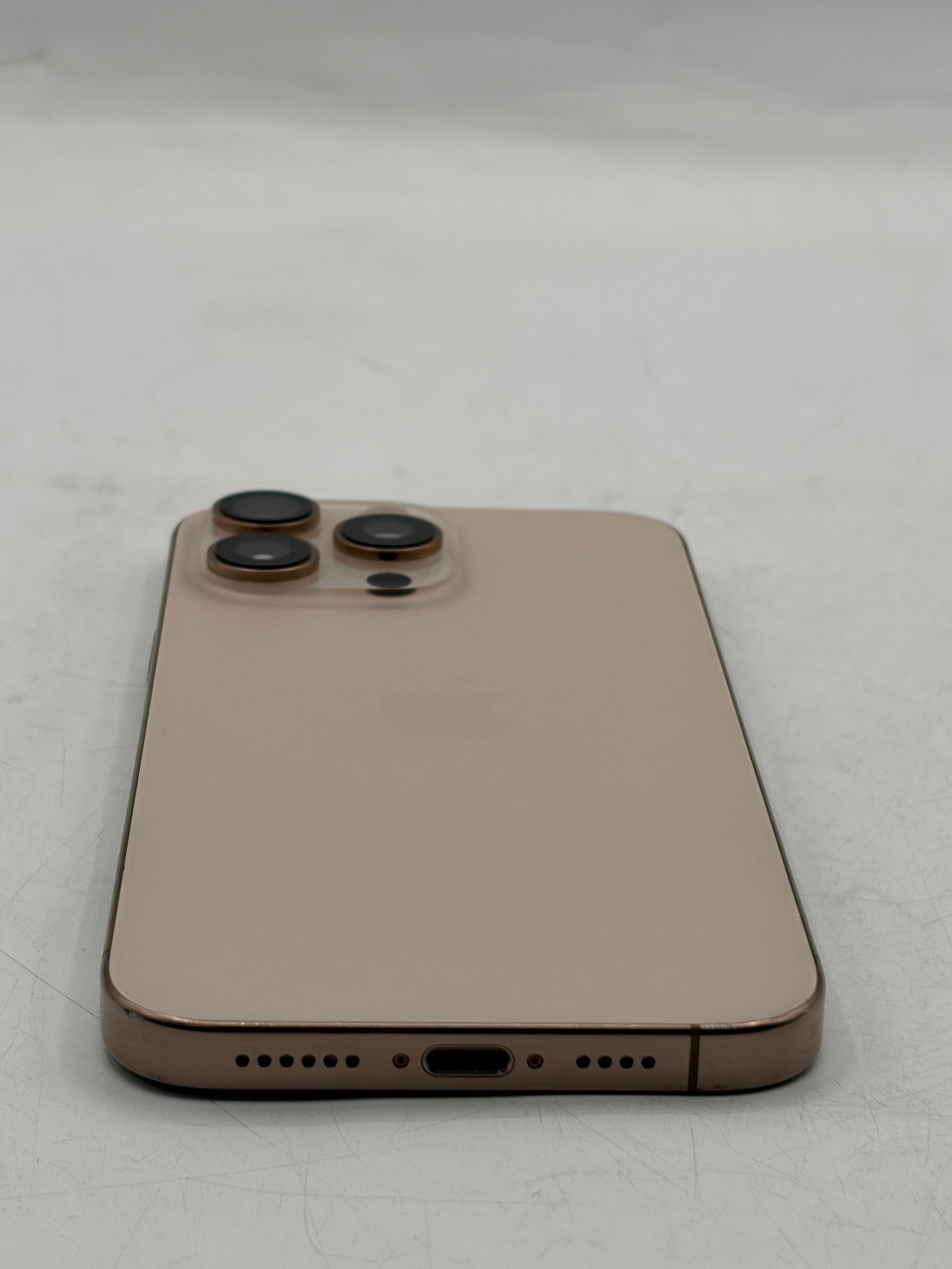 Unlocked Apple iPhone 16 Pro Max 256GB Desert Titanium A3084 MYW53LL/A 96% BH