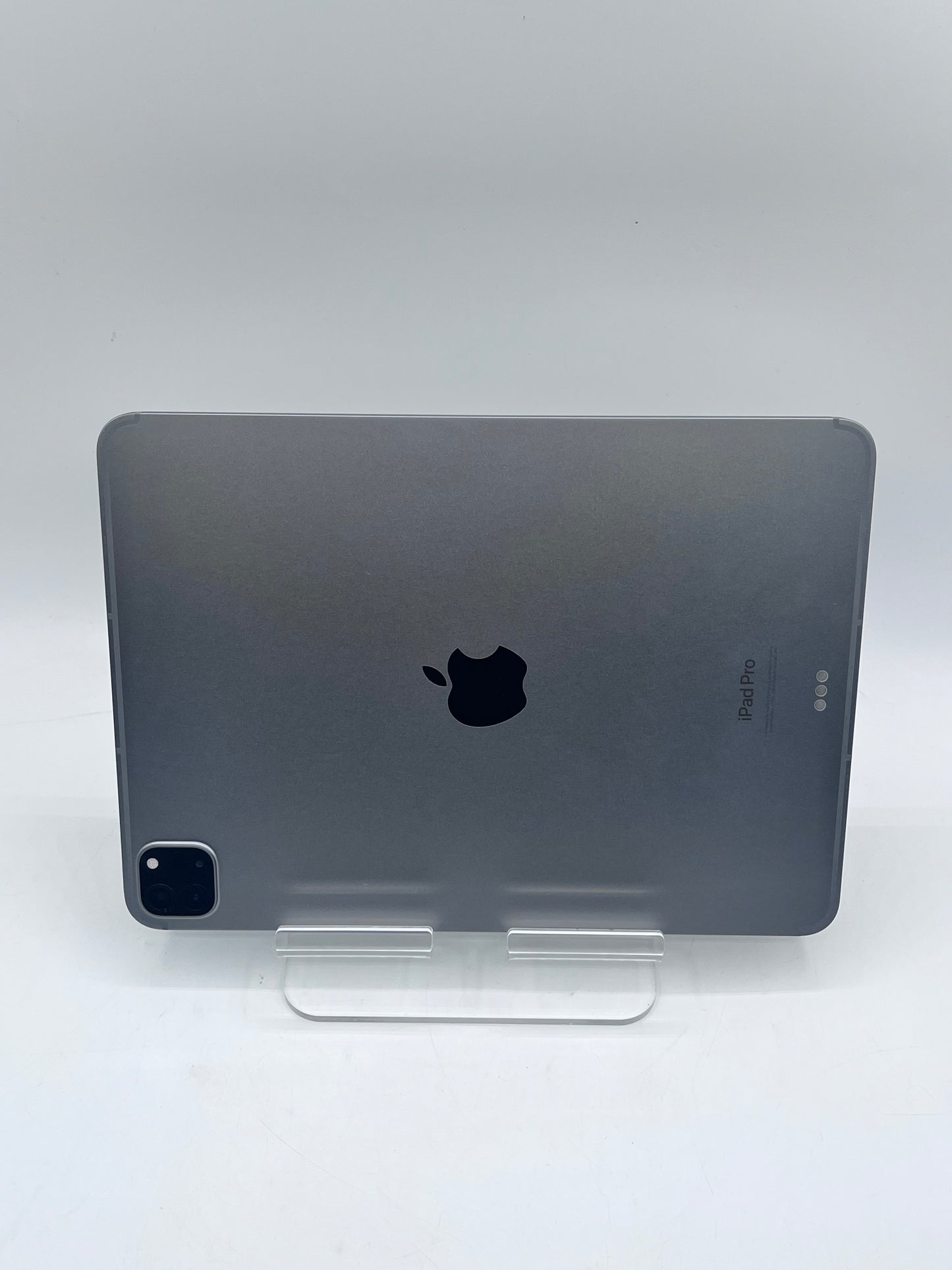 Apple iPad Pro A2435 11 inch NP553LL/A A2435 128GB WiFi and Cellular - Space Gray