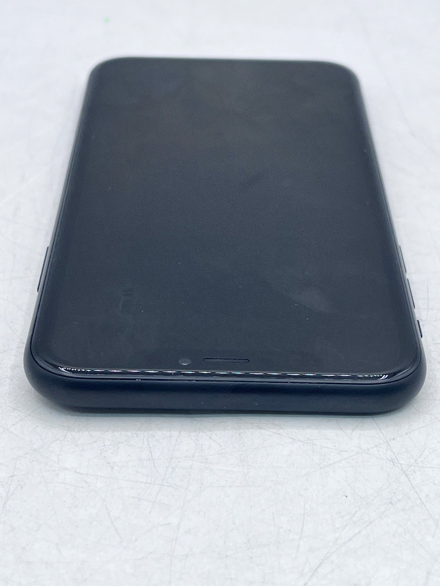 Unlocked  Apple iPhone XR MT3K2LL/A A198464GB Black - Black