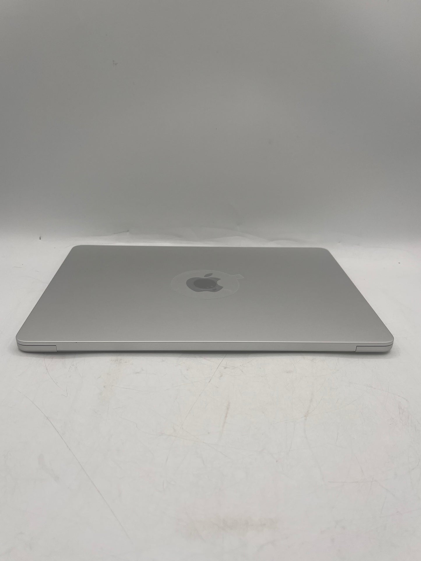 2025 Apple MacBook Air 13" M4 16GB 256GB A3240 MW0W3LL/A  Silver Free Shipping