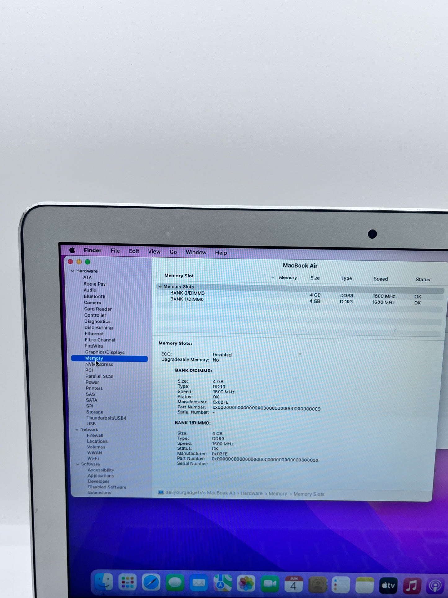 Apple MacBook Air 13" 2017 1.8 GHZ Core i5 A1466 8GB RAM 128GB SSD
