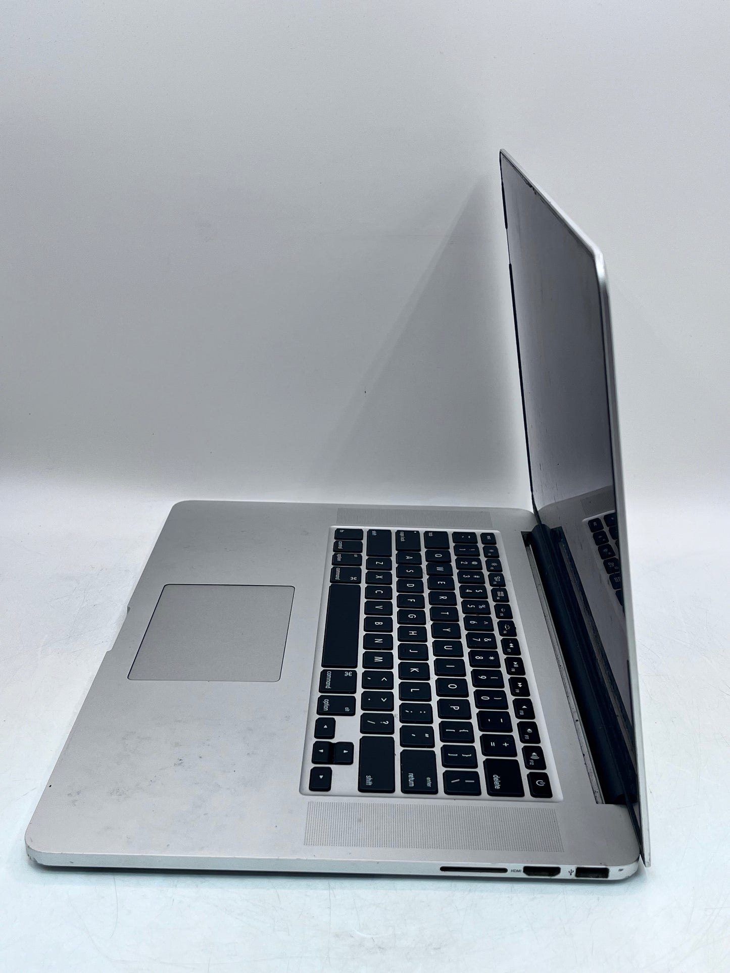 Apple MacBook Pro 15" A1398 MJLQ2LL/A 2015 i7 16GB  Silver - Broken