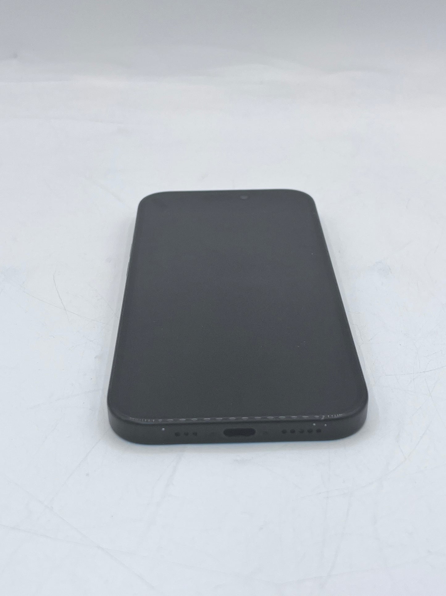 T-Mobile Apple iPhone 15 MTLV3LL/A A2846 6.1" 128GB - Black READ!