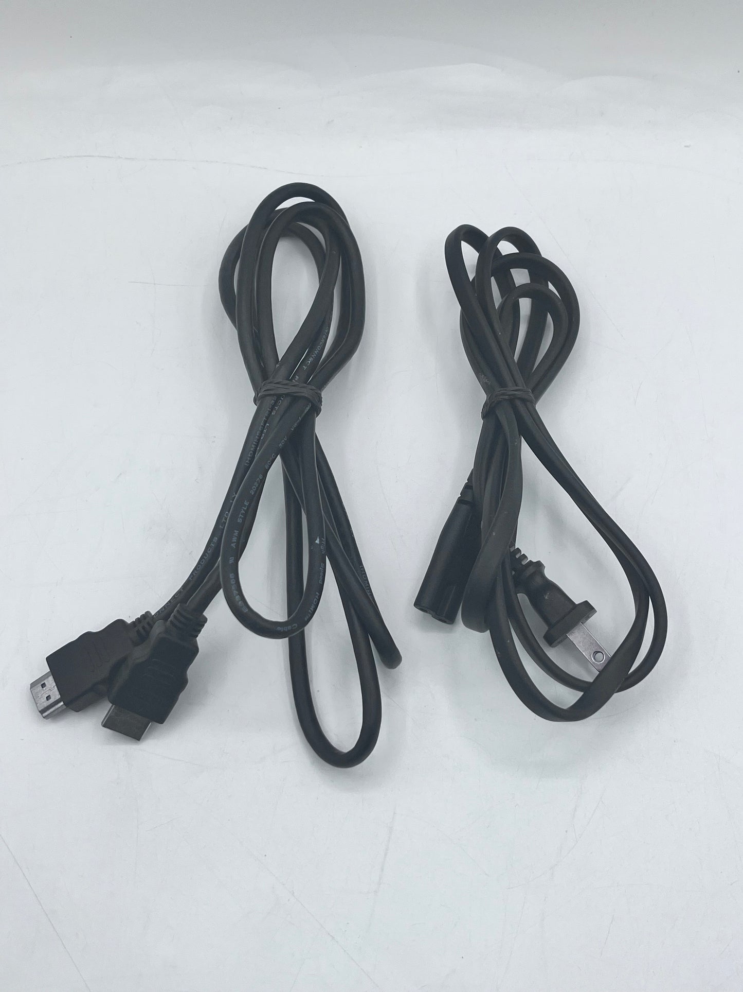 Microsoft Xbox Series X (1882) 2020 1TB with Cords and Controller Free Shipping