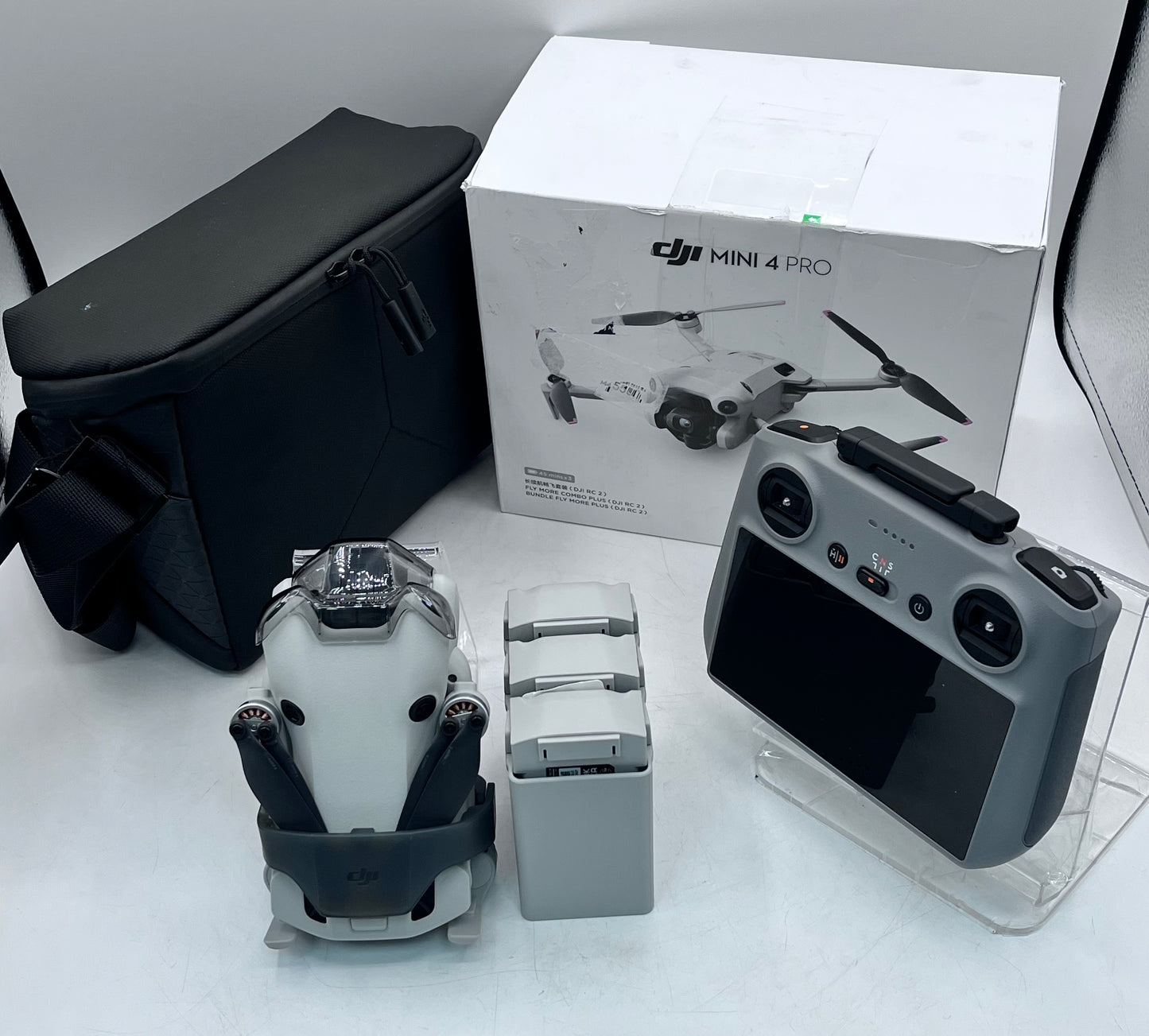 DJI Mini 4 Pro 4K HDR Drone Fly More Combo (RC331)- Black