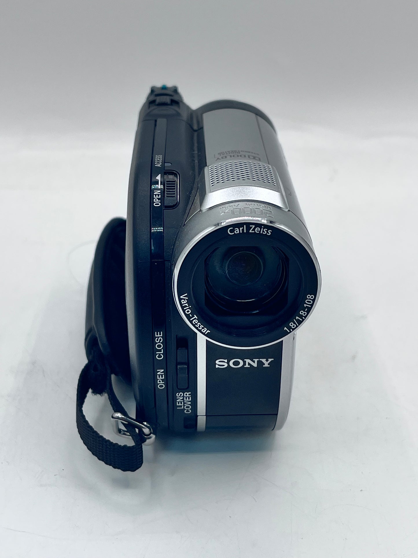 Sony Handycam DCR-DVD650 Camcorder Silver