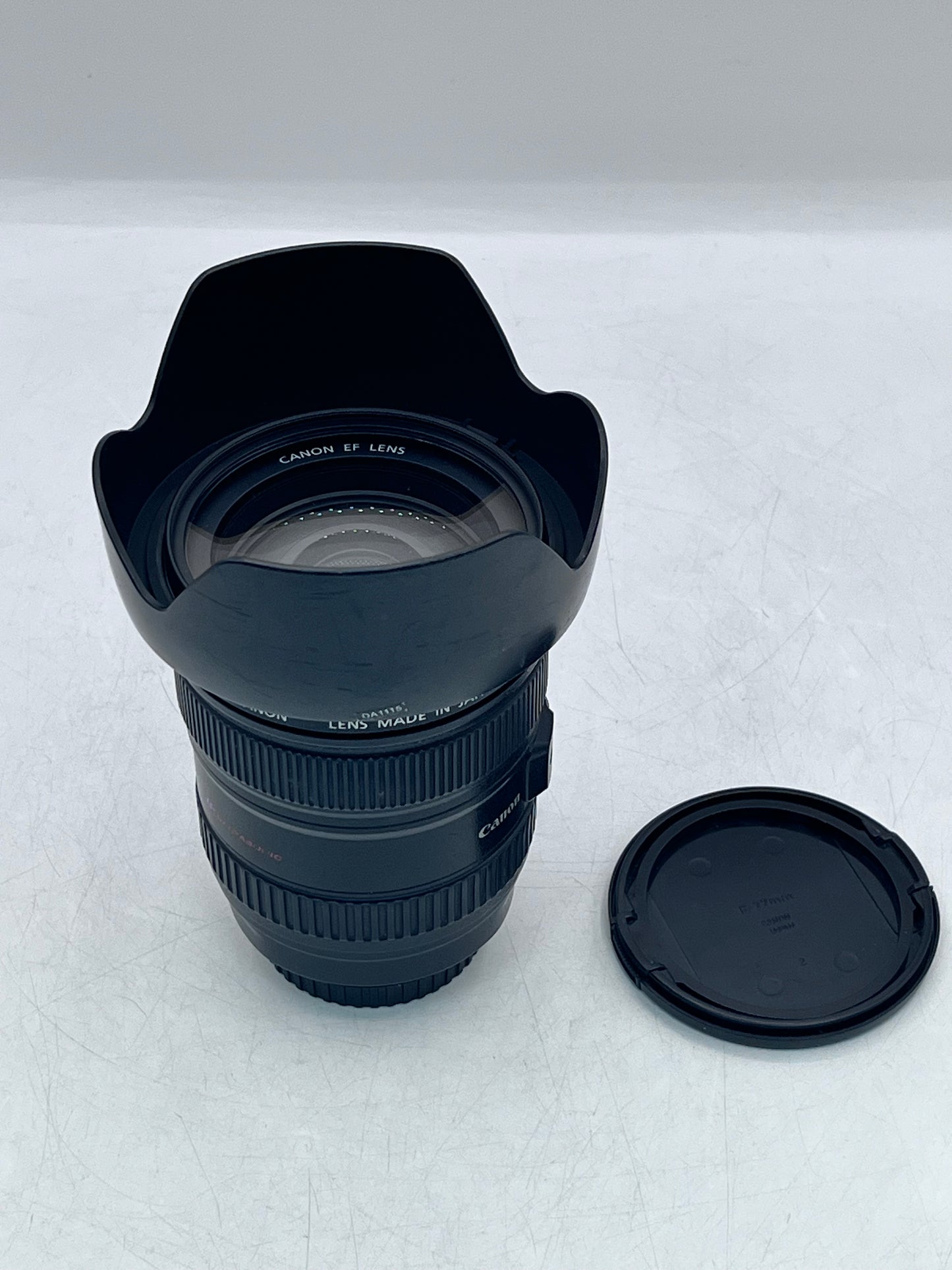 Canon Ultrasonic  EF 24-105mm f/4 L IS USM AF Zoom Lens EF Mount 6935