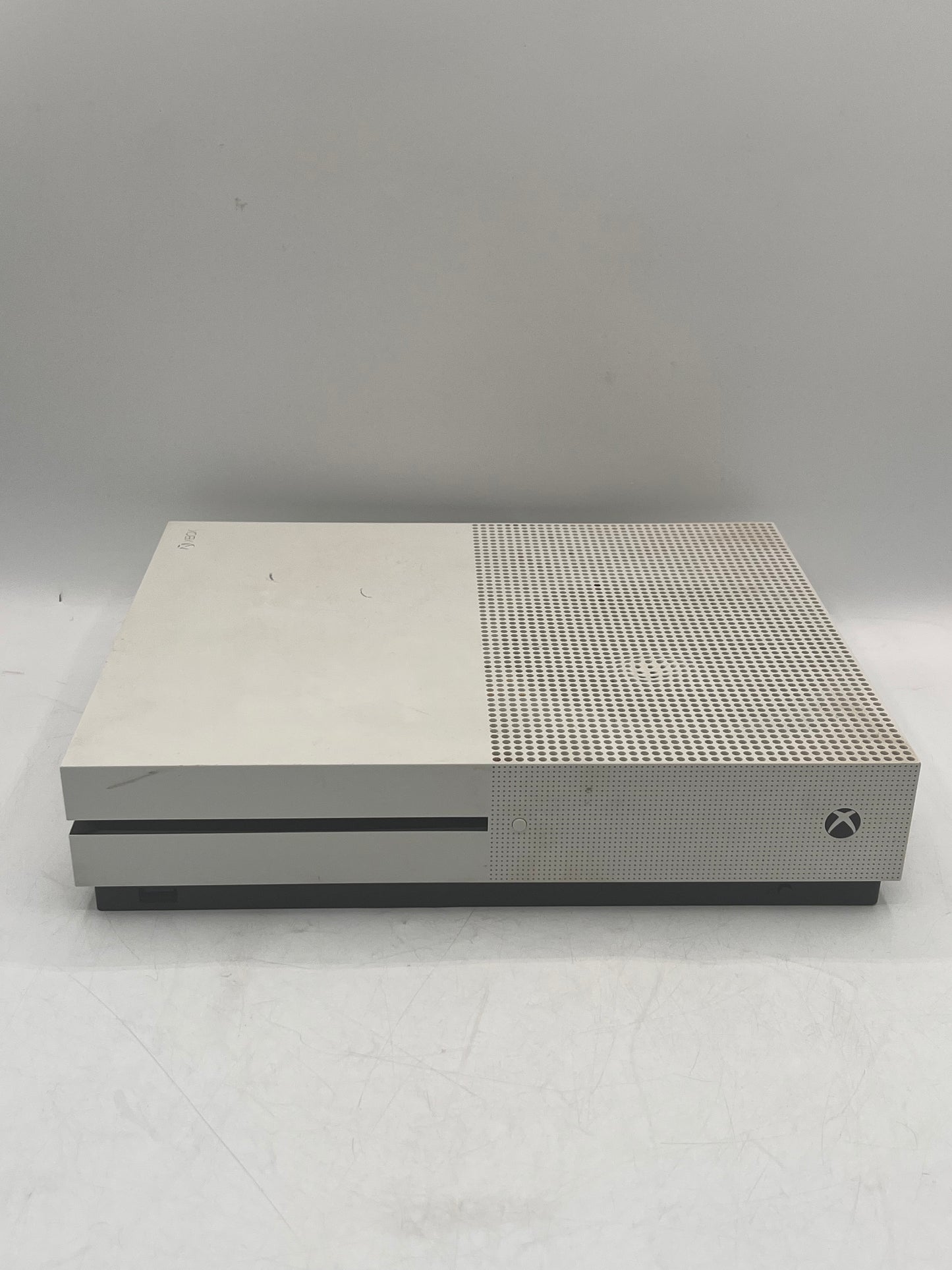 Microsoft Xbox One S (1681) 2016 1TB White Video Game System