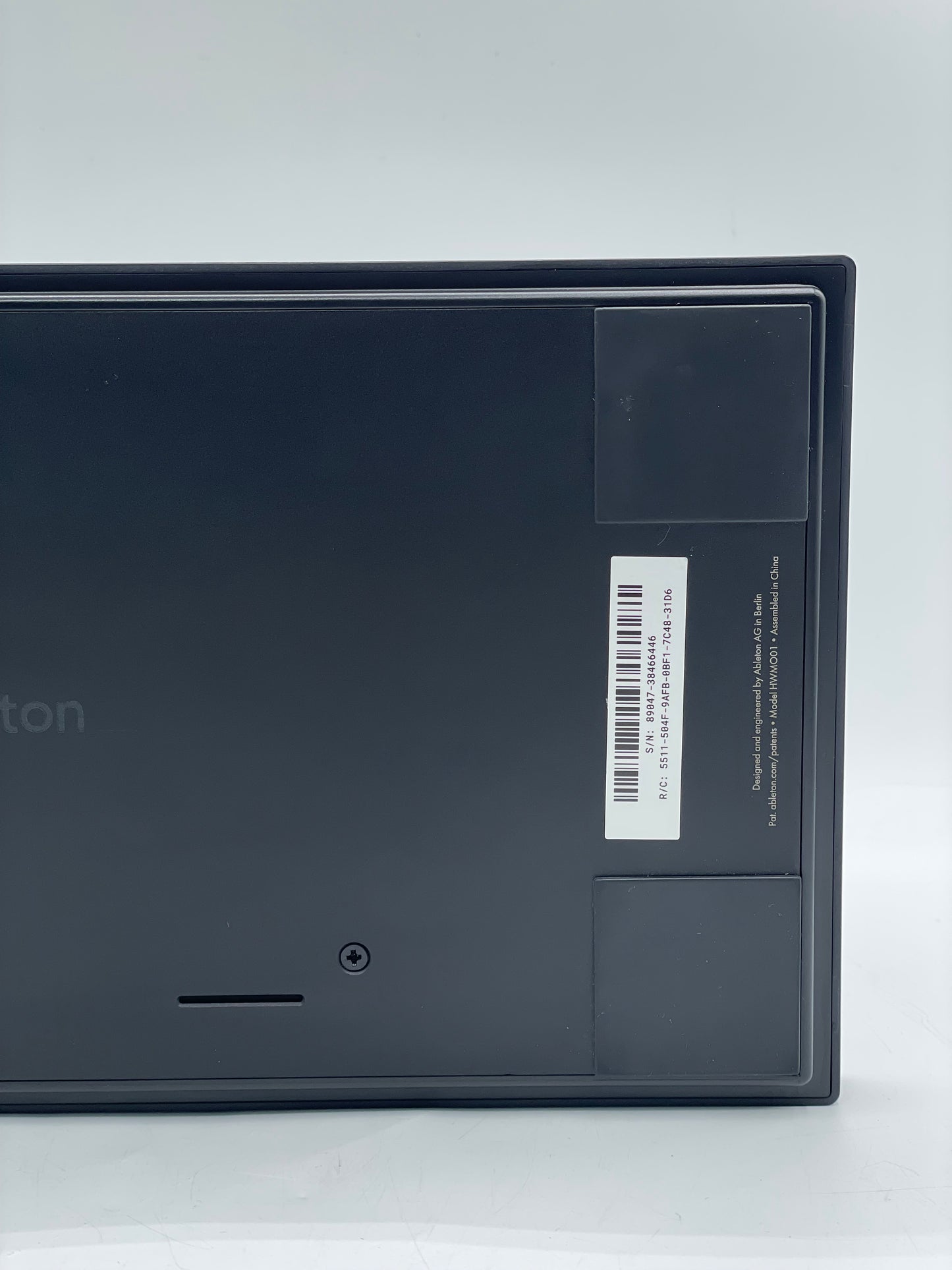 Ableton Move Standalone MIDI Interface HWMO01 w/ Cords Free Shipping