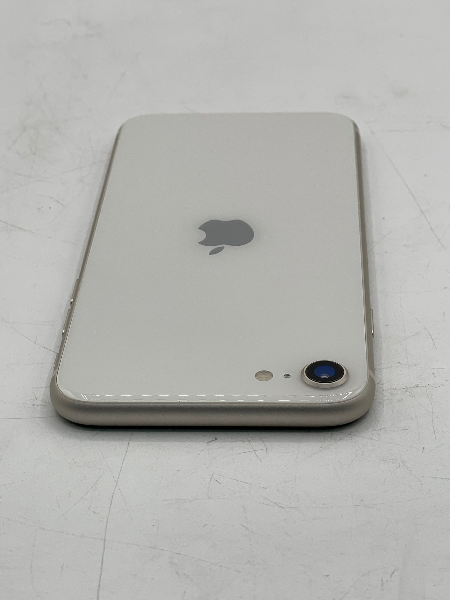 Apple iPhone SE 3rd Gen 64GB Unlocked Starlight MMX53LL/A A2595 BH 100%