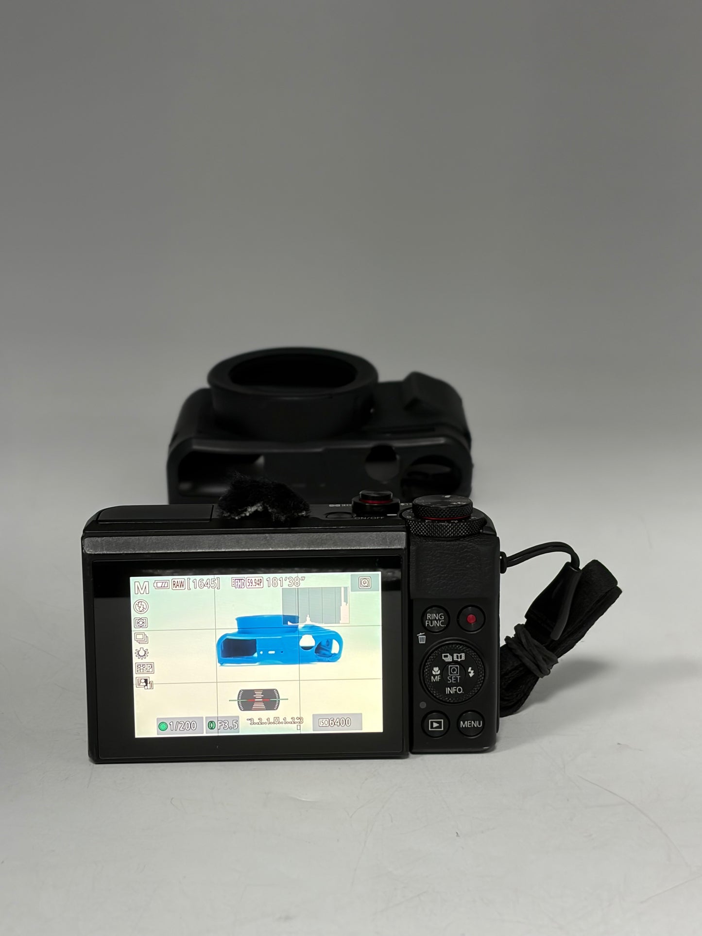 Canon PowerShot G7 X Mark II  20.1 MP 4.2x Optical Zoom Digital Camera Black