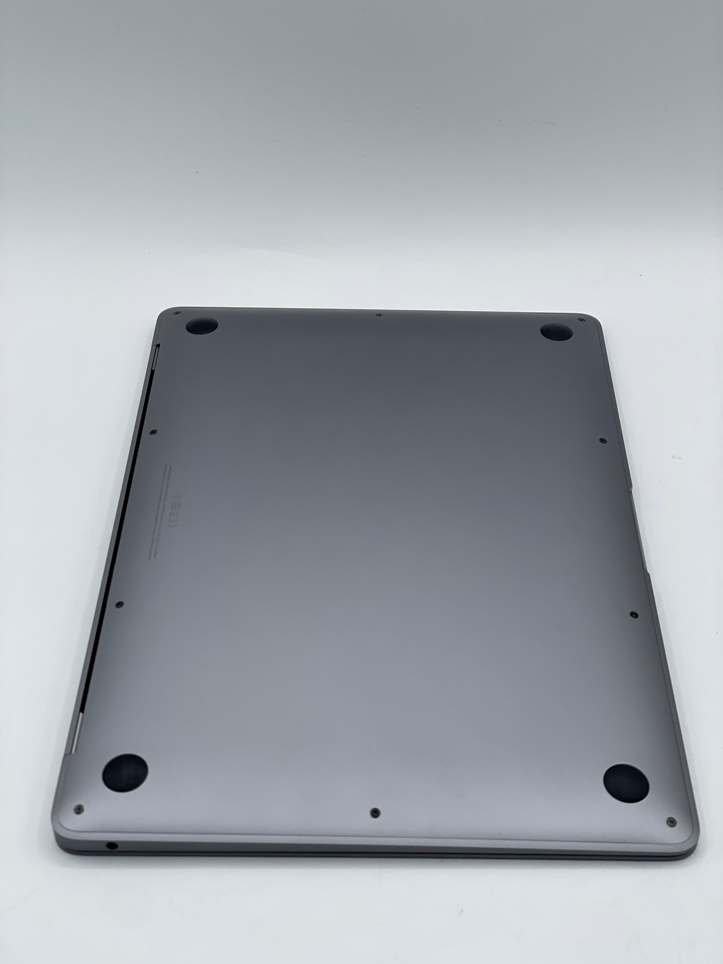 2020 Apple MacBook Air Retina 13" i3 8GB 256GB A2179 Silver - BAD BATT READ