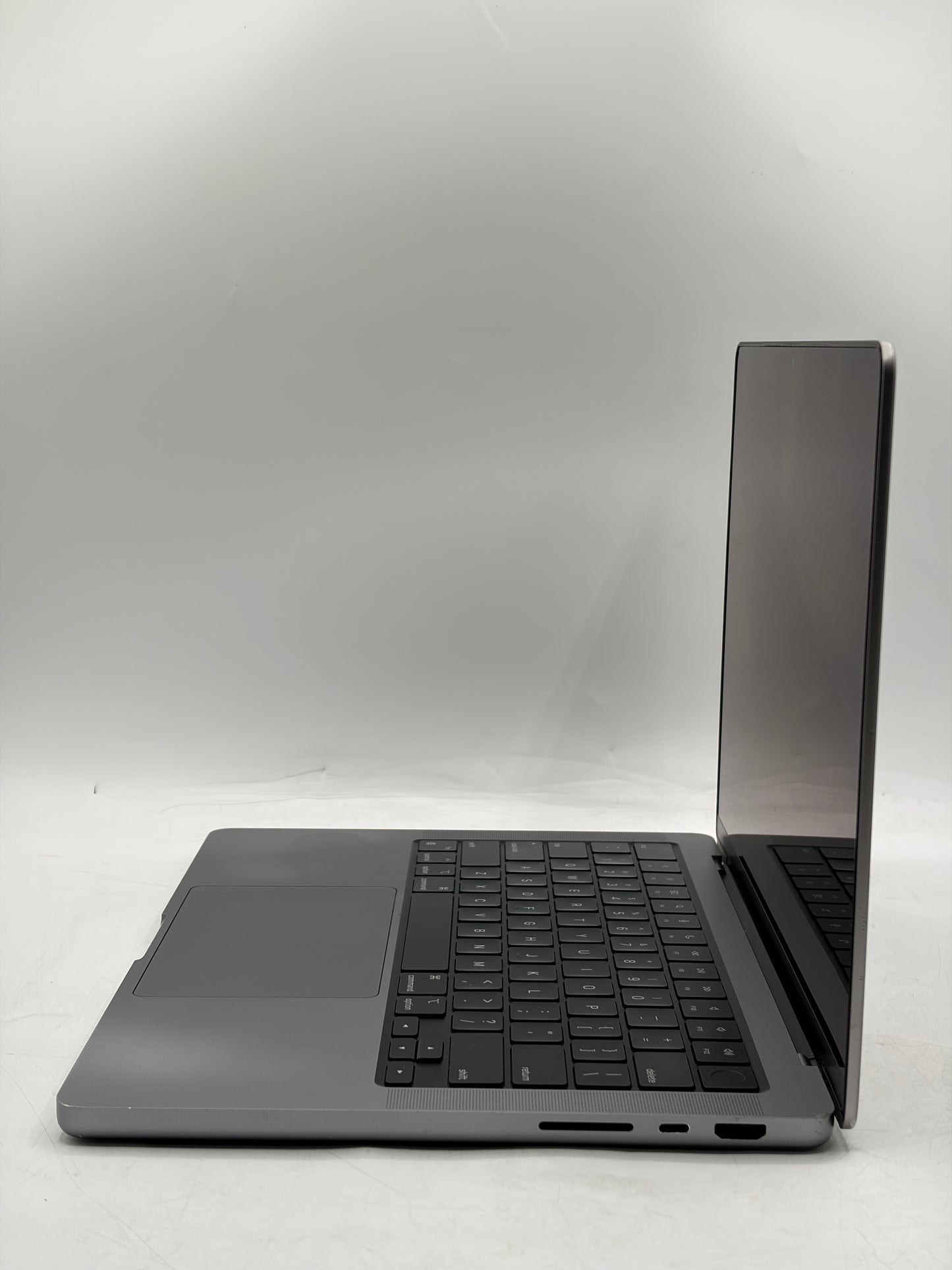 2021 Apple MacBook Pro 14" A2442 M1 Pro 32GB 512GB Space Gray