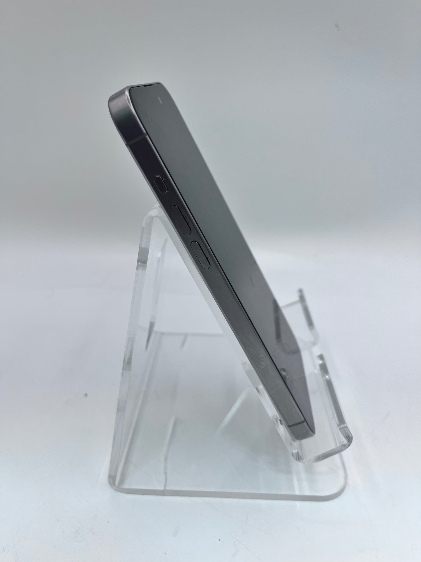 Unlocked Apple iPhone 15 Pro Max A2849 MU6D3LL/A 512GB Natural Titanium