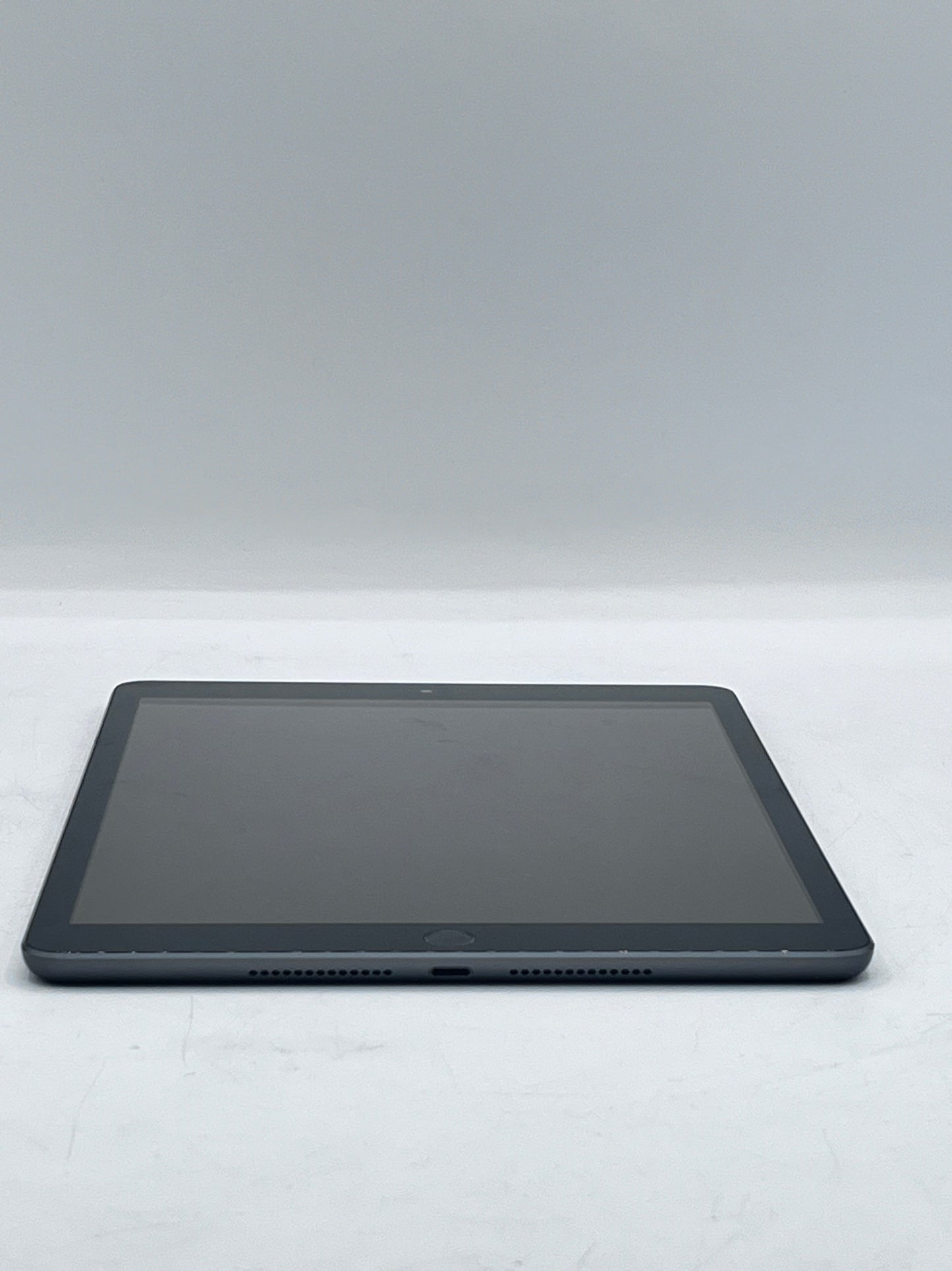 Apple iPad 9th Gen. 10.2 in - A2602 MK2K3LL/A 64GB - Space Gray
