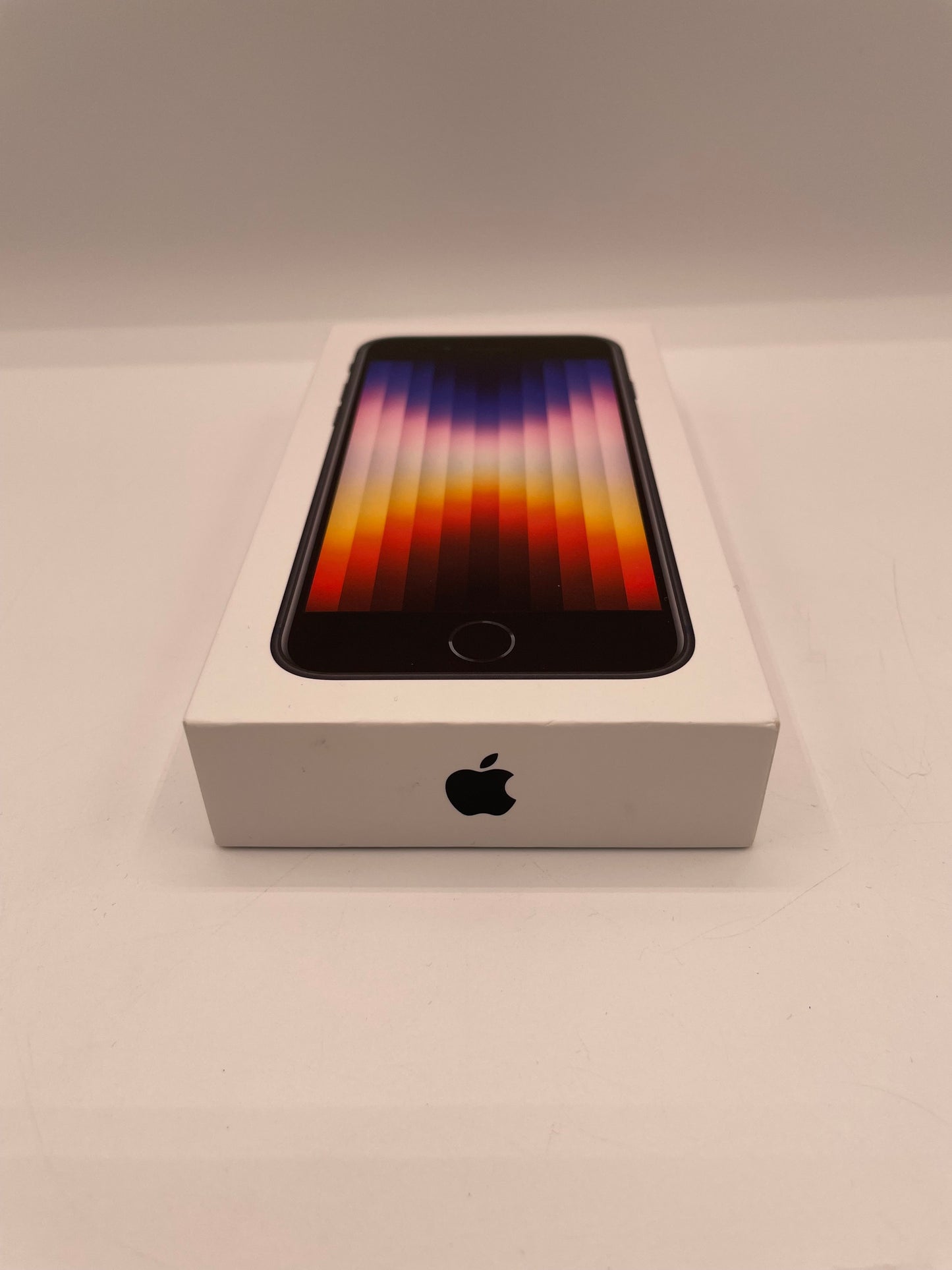 Unlocked Apple iPhone SE 3rd Gen 64GB Black 100% Battery