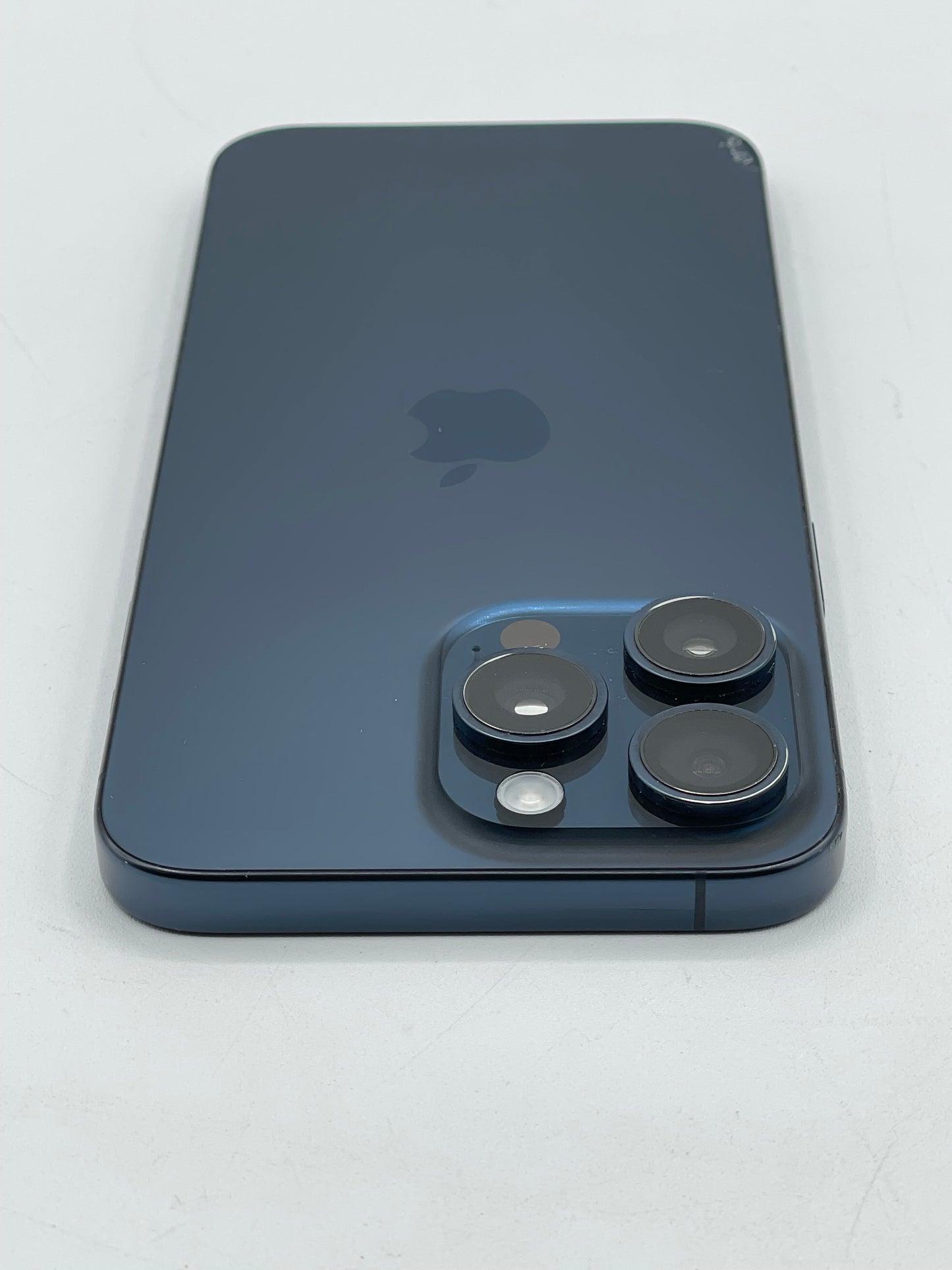 AT&T Only Apple iPhone 15 Pro Max 1TB A2849 NU6J3LL/A Blue 100% Battery Health