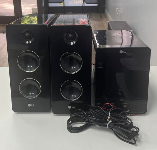 LG FD750 Mini Home Theater Sound System CD Player AM/FM Radio Tuner - Black